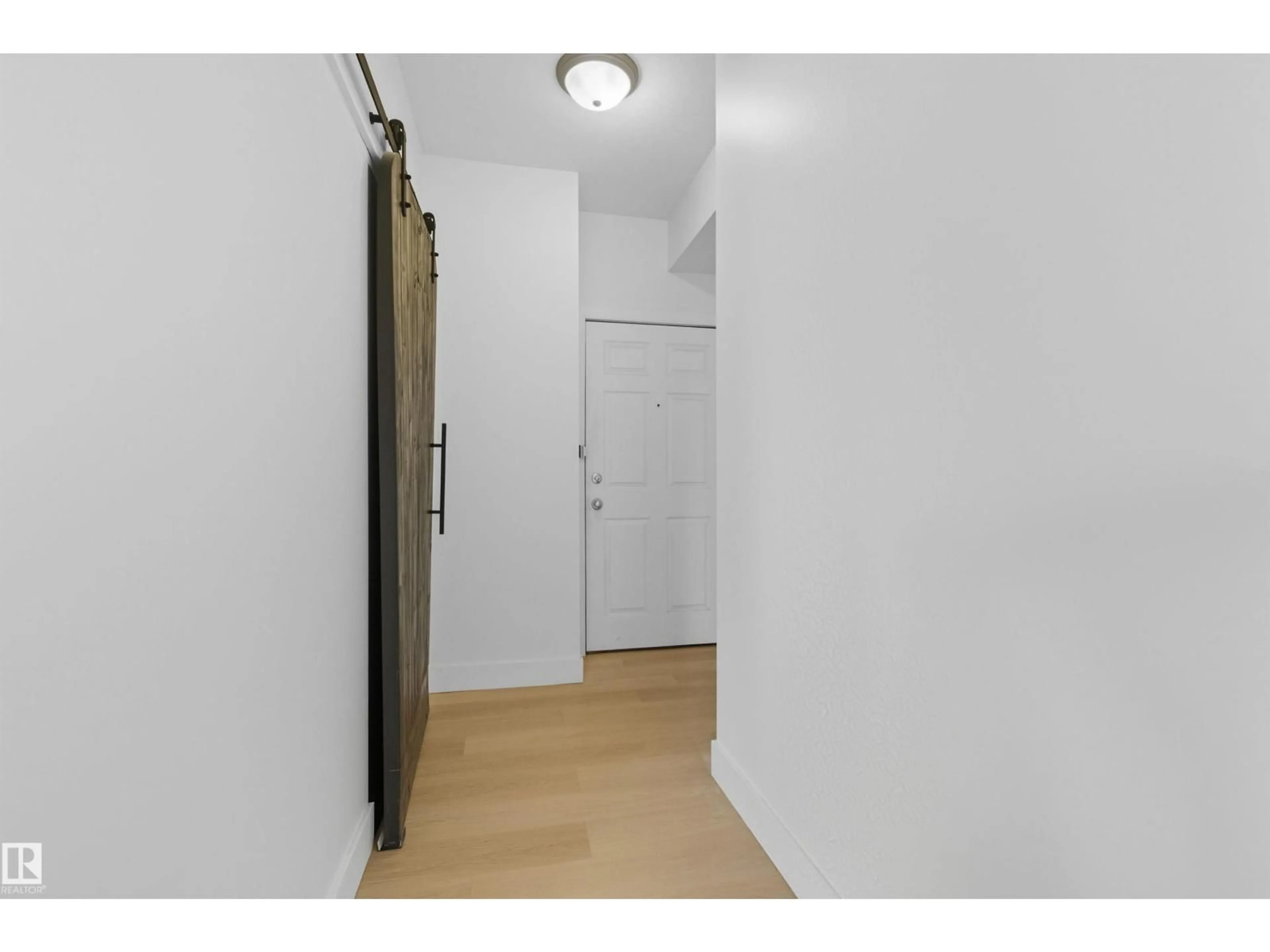 Unknown for #404 - 10346 117 ST, Edmonton Alberta T5K2Y7