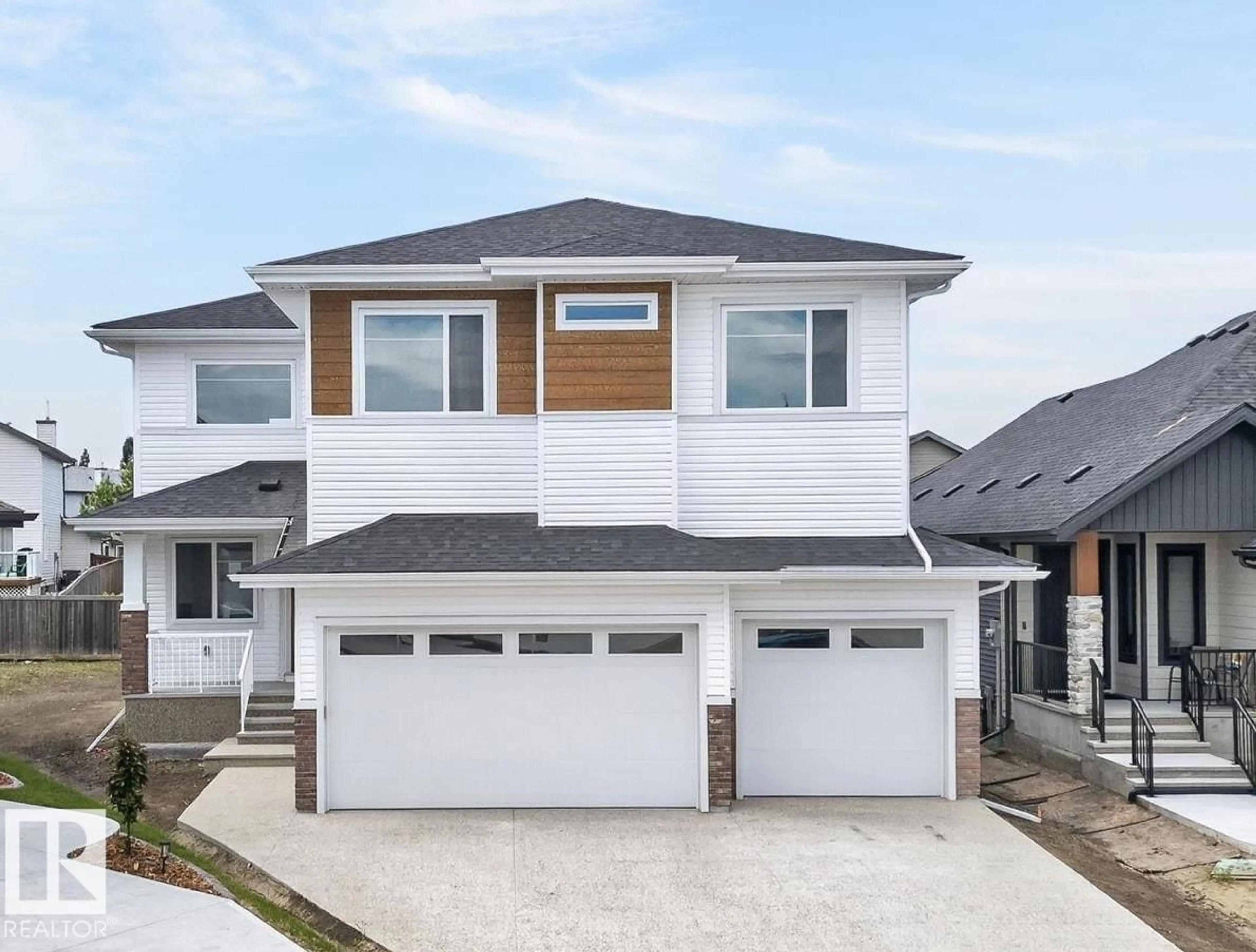 Home with vinyl exterior material, street for 5 HILLWOOD TC, Spruce Grove Alberta T7X0X4