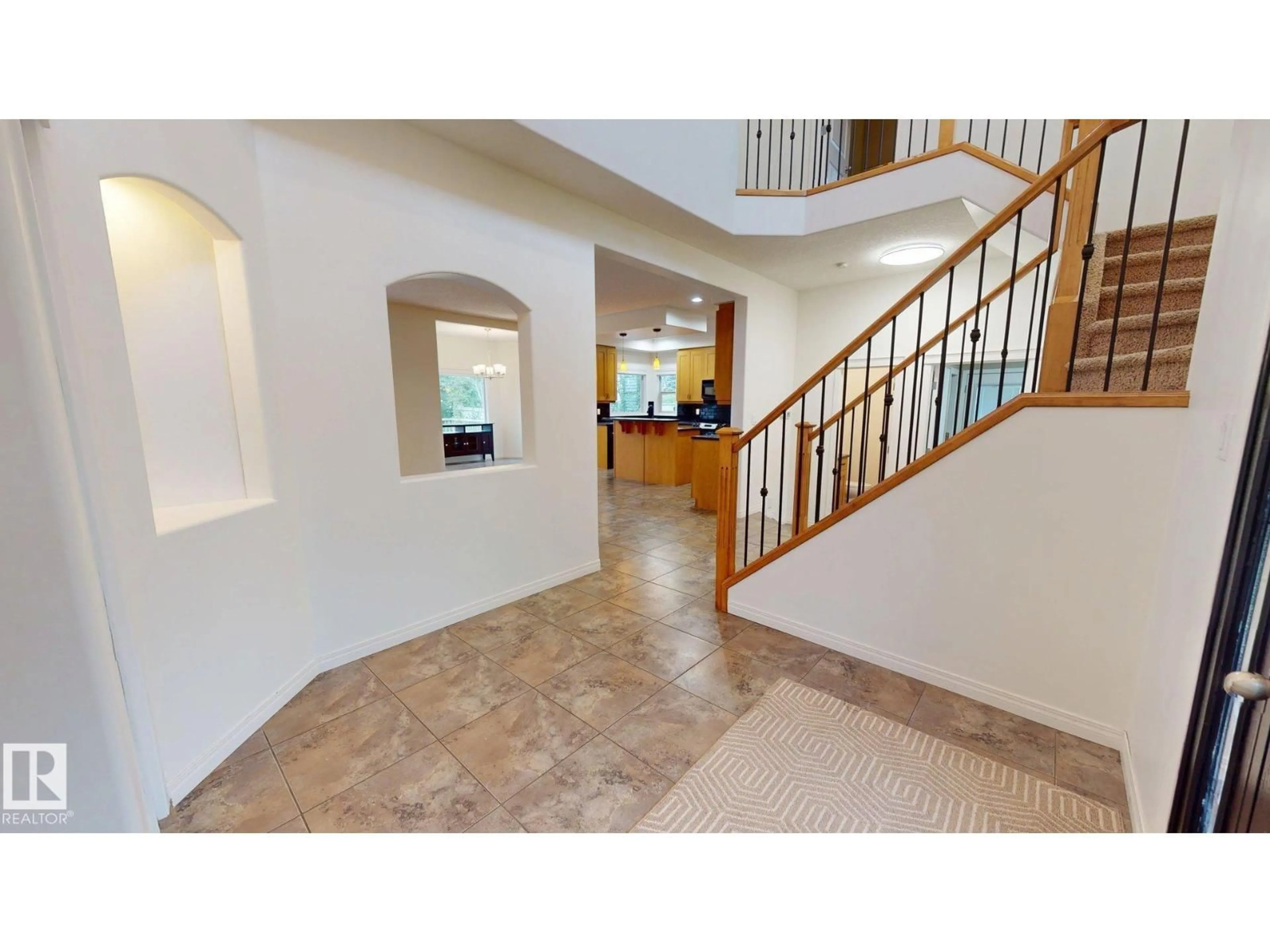 Indoor entryway for 163 CALDWELL WY, Edmonton Alberta T6M2X1