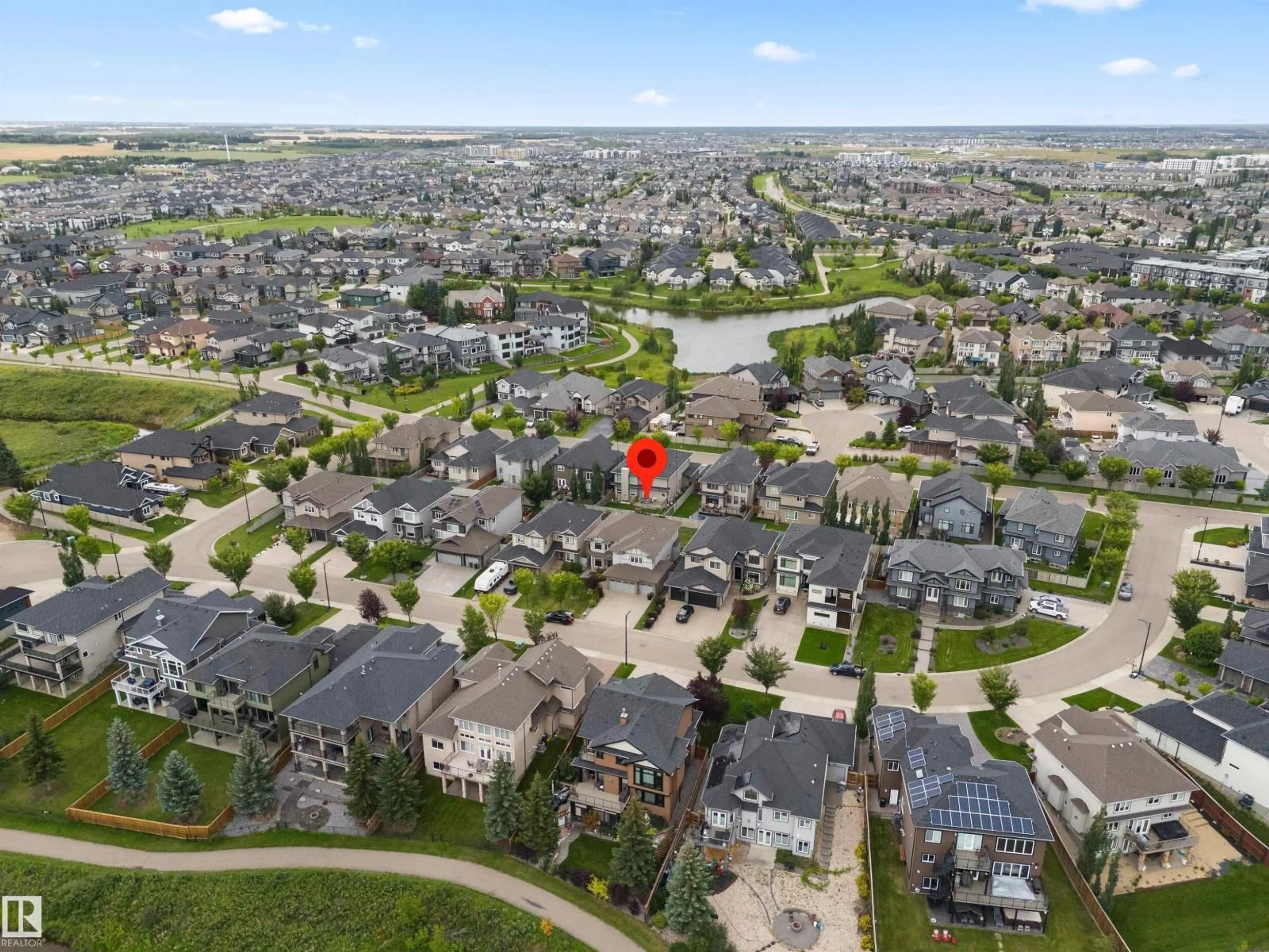 A pic from outside/outdoor area/front of a property/back of a property/a pic from drone, street for 1721 ADAMSON CR, Edmonton Alberta T6W1Z4