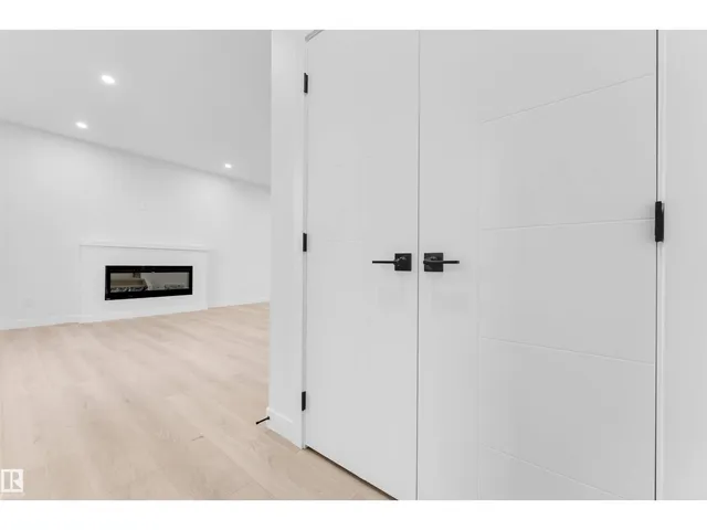 525 ROBINSON BLVD, Leduc 4