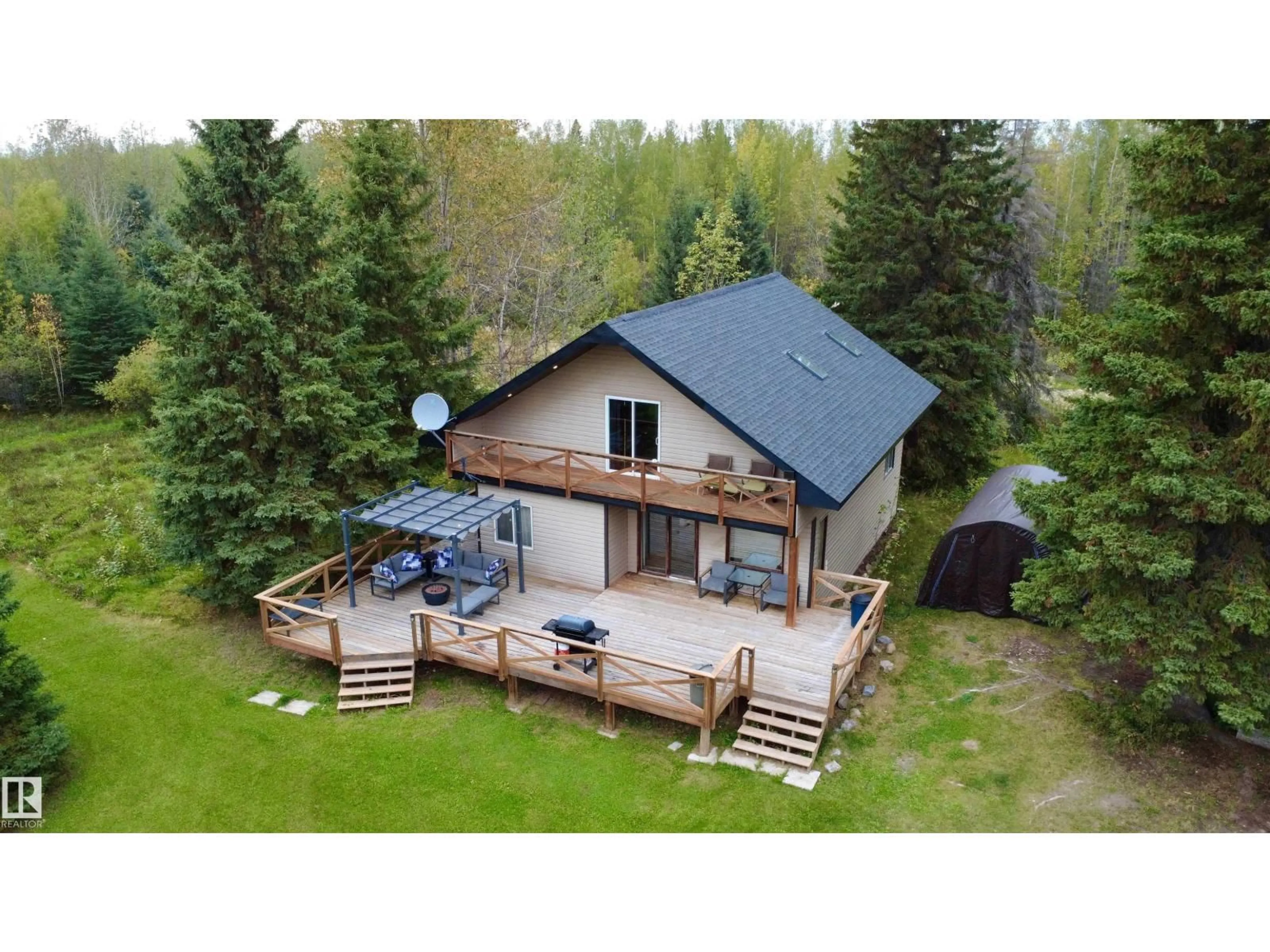 A pic from outside/outdoor area/front of a property/back of a property/a pic from drone, unknown for 49102 RR 54, Rural Brazeau County Alberta T0C0P0