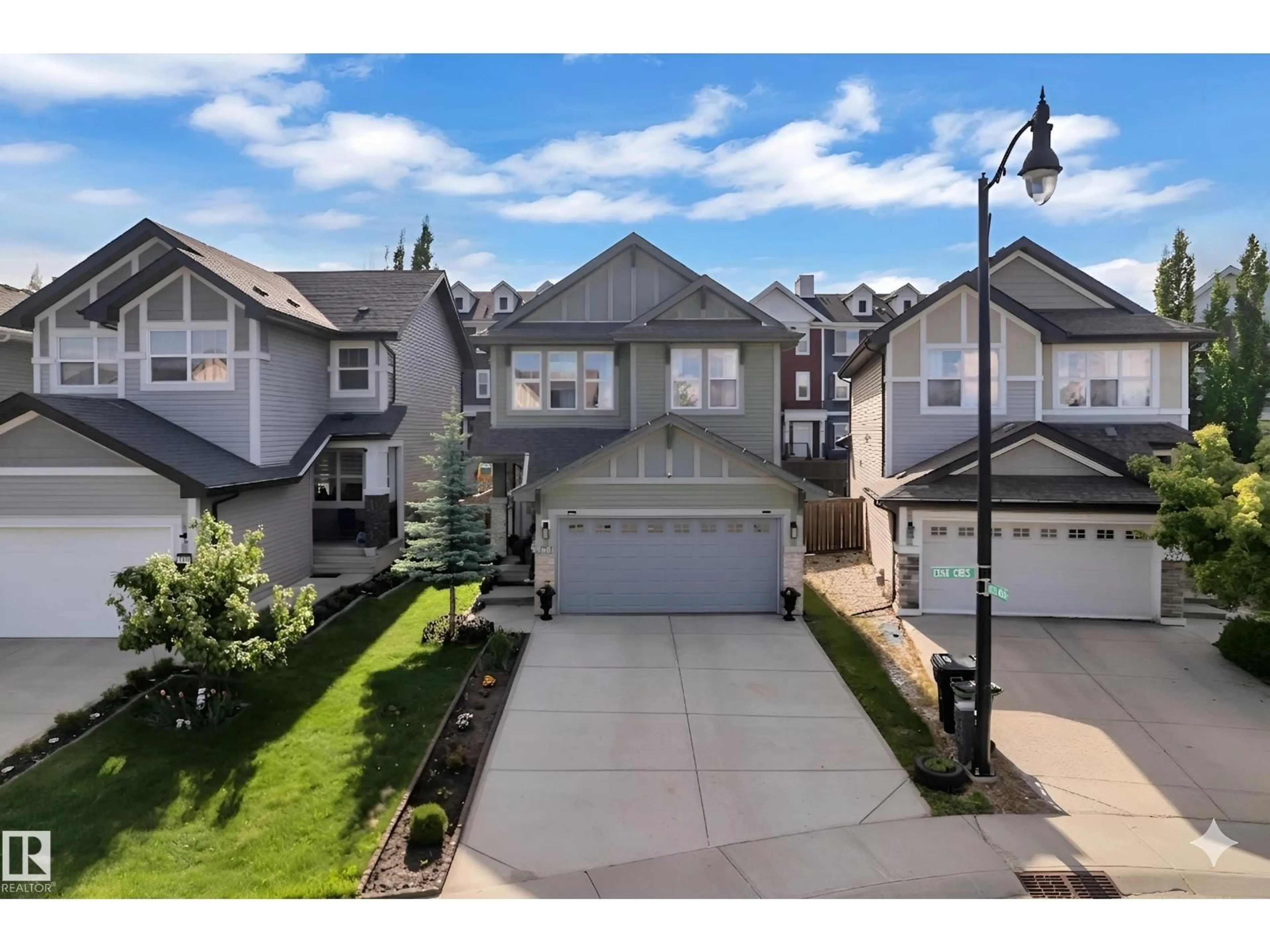 A pic from outside/outdoor area/front of a property/back of a property/a pic from drone, street for 2573 COLE CR, Edmonton Alberta T6W2A3