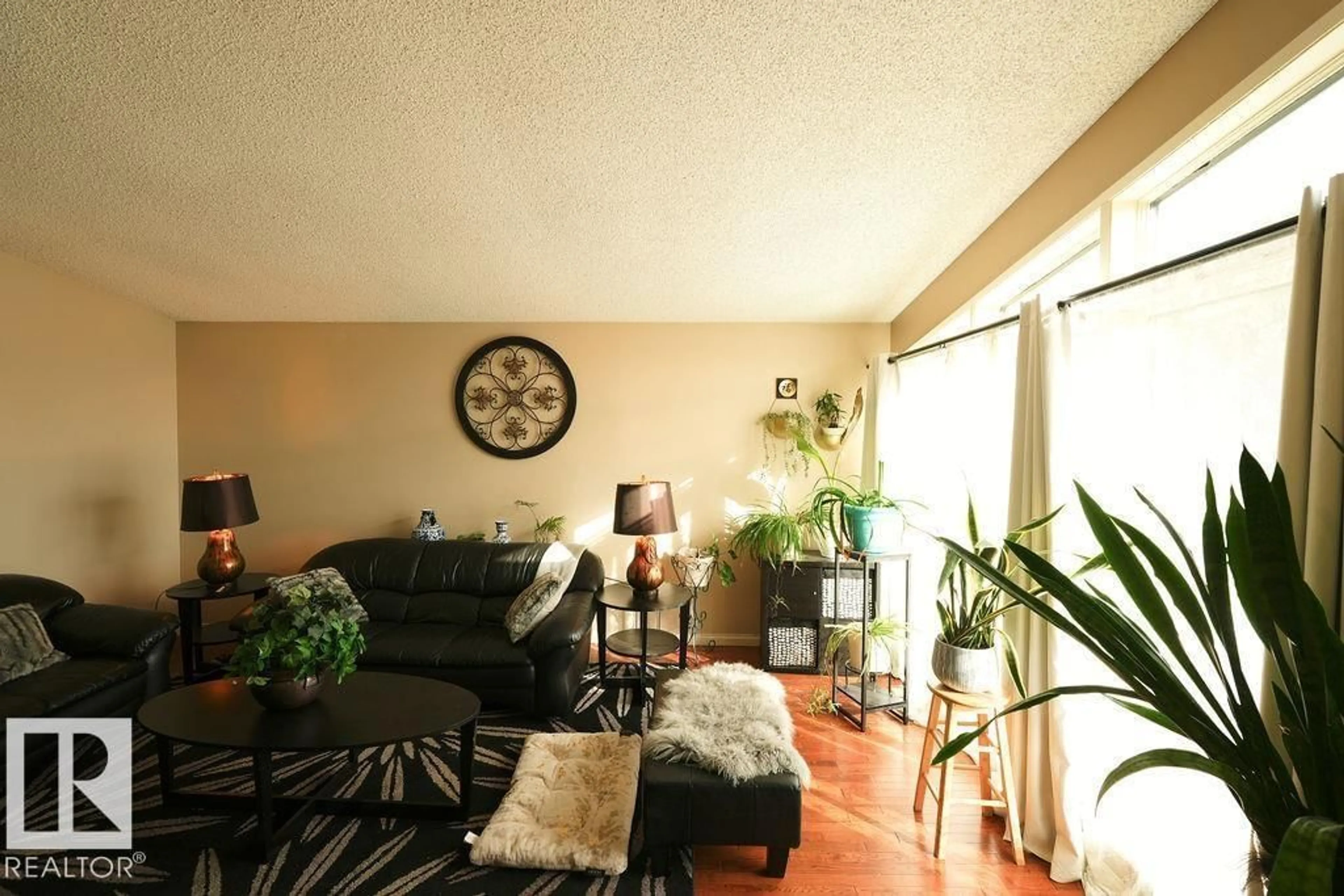 Living room with furniture, unknown for 13836 26 ST, Edmonton Alberta T5Y1B4