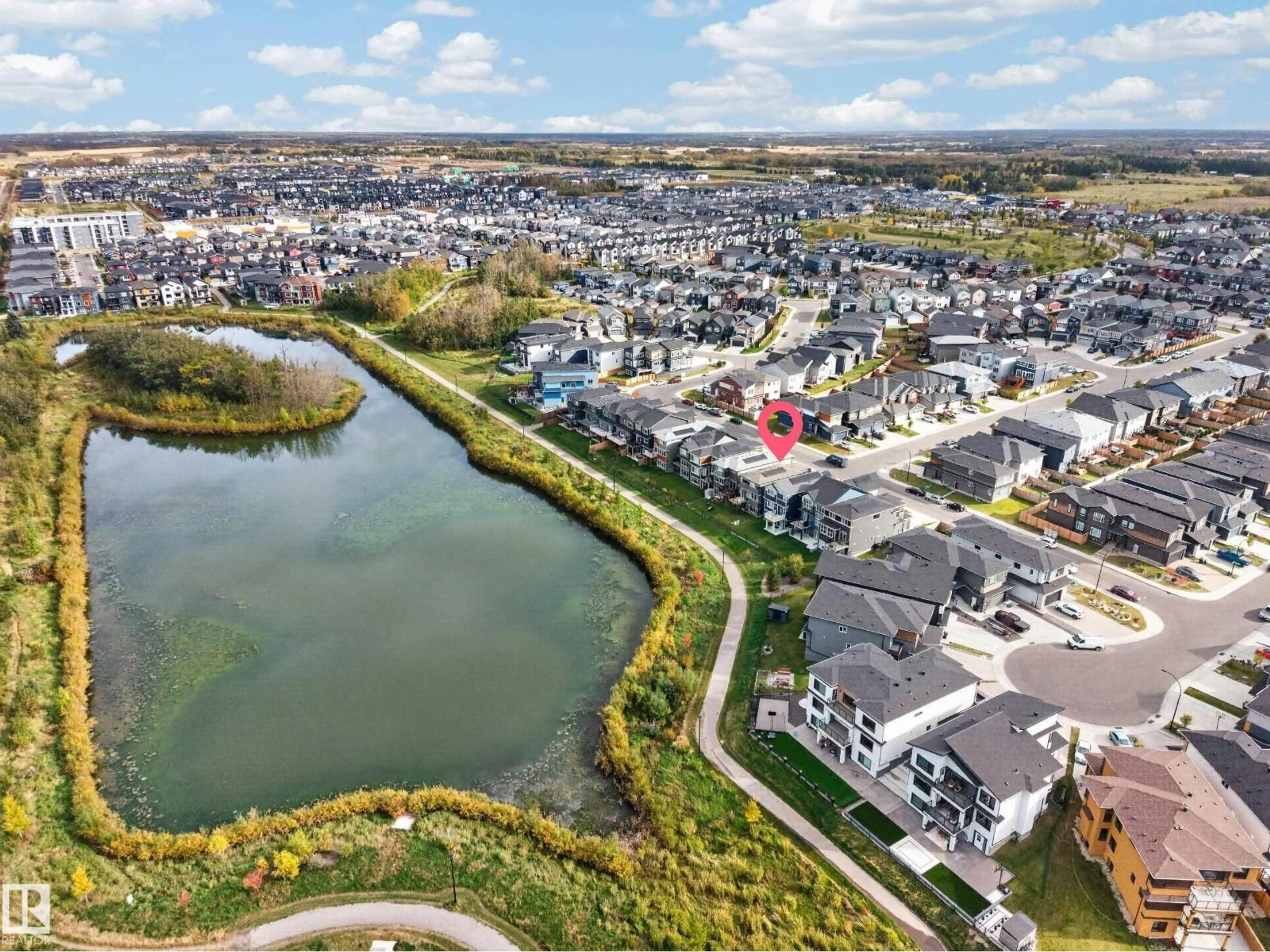 A pic from outside/outdoor area/front of a property/back of a property/a pic from drone, water/lake/river/ocean view for 4104 3 AV SW, Edmonton Alberta T6X3A2