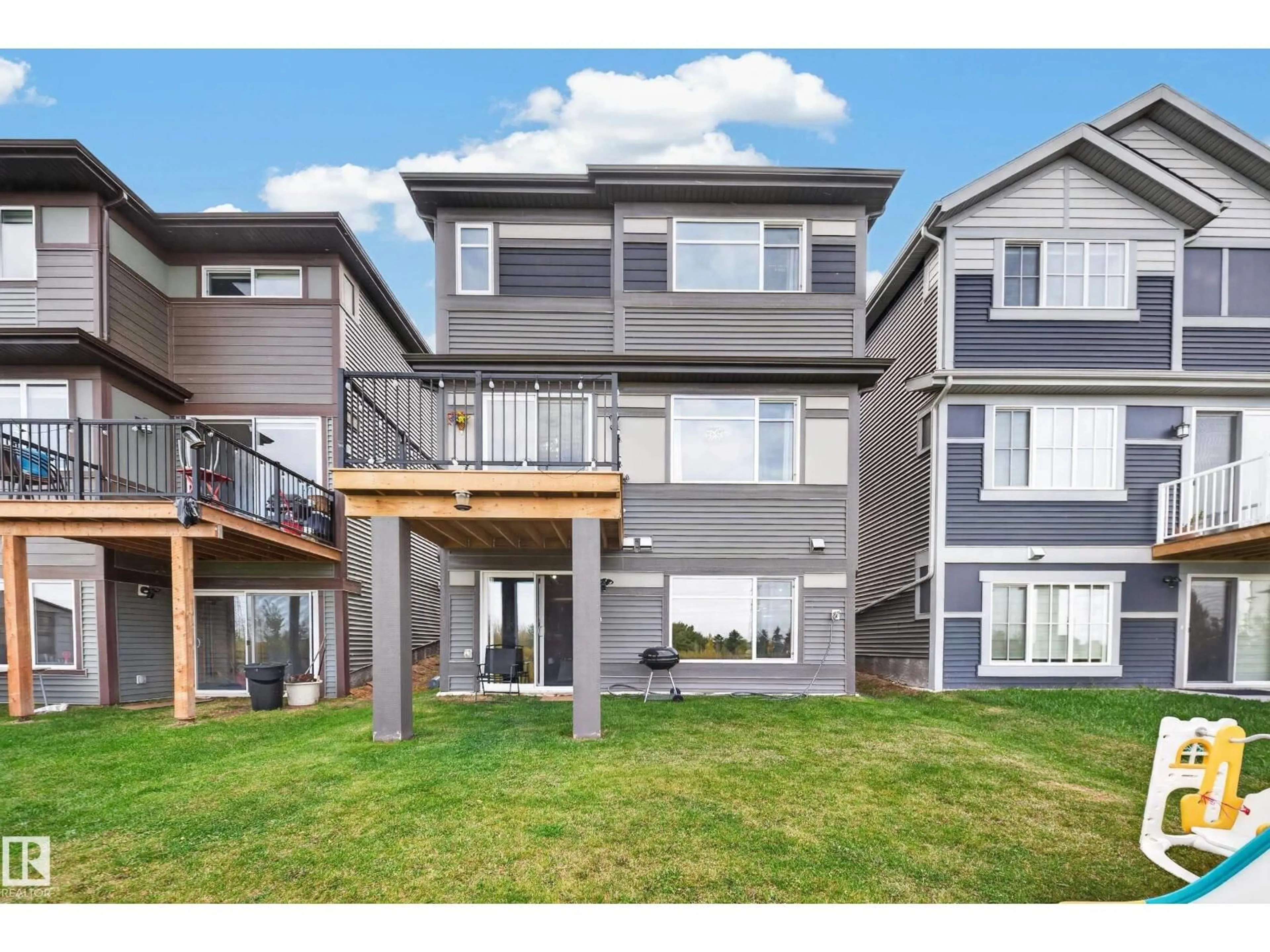 Unknown for 4104 3 AV SW, Edmonton Alberta T6X3A2