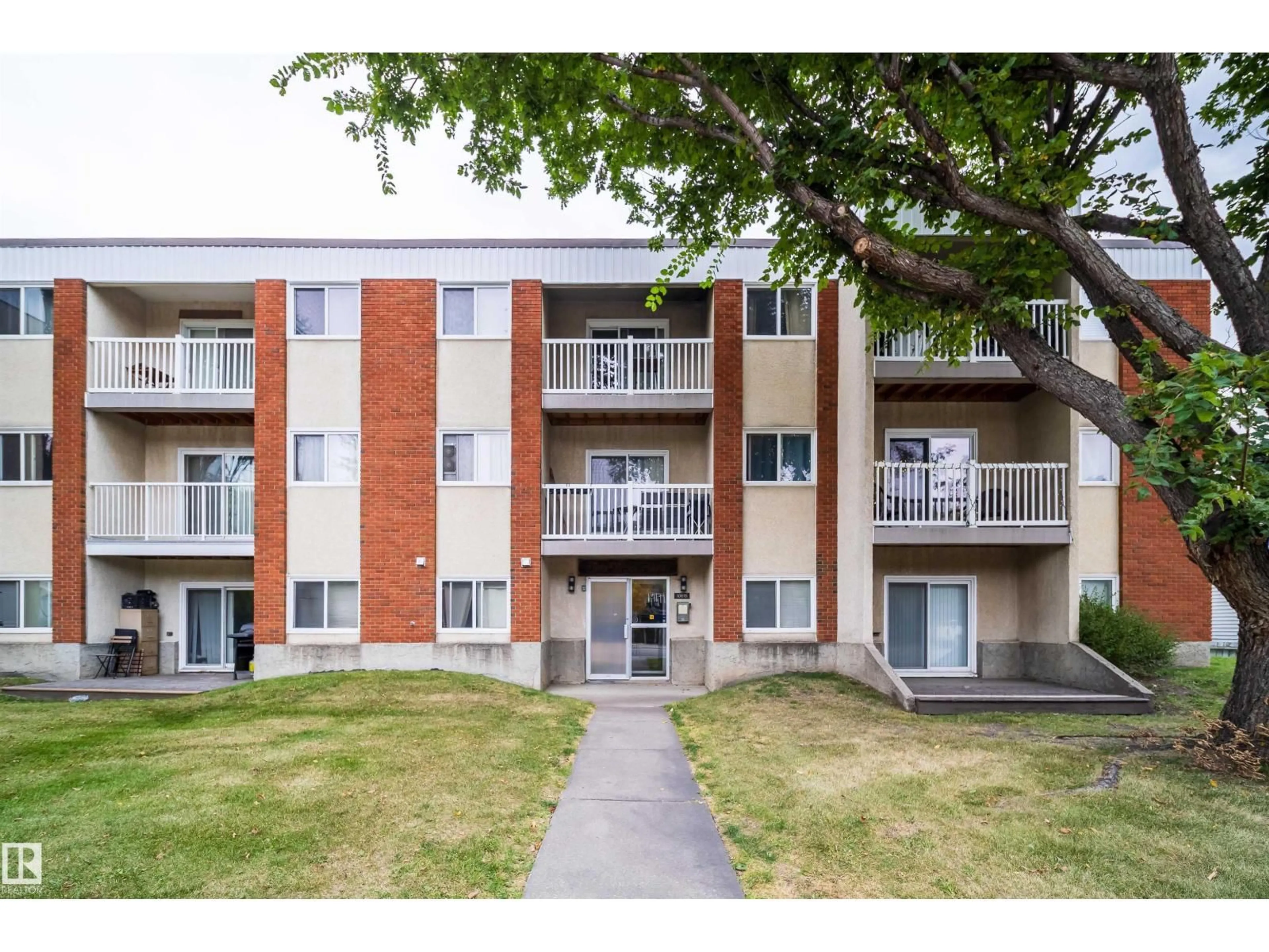 Patio, unknown for 202 - 10615 156 ST, Edmonton Alberta T5P2S2