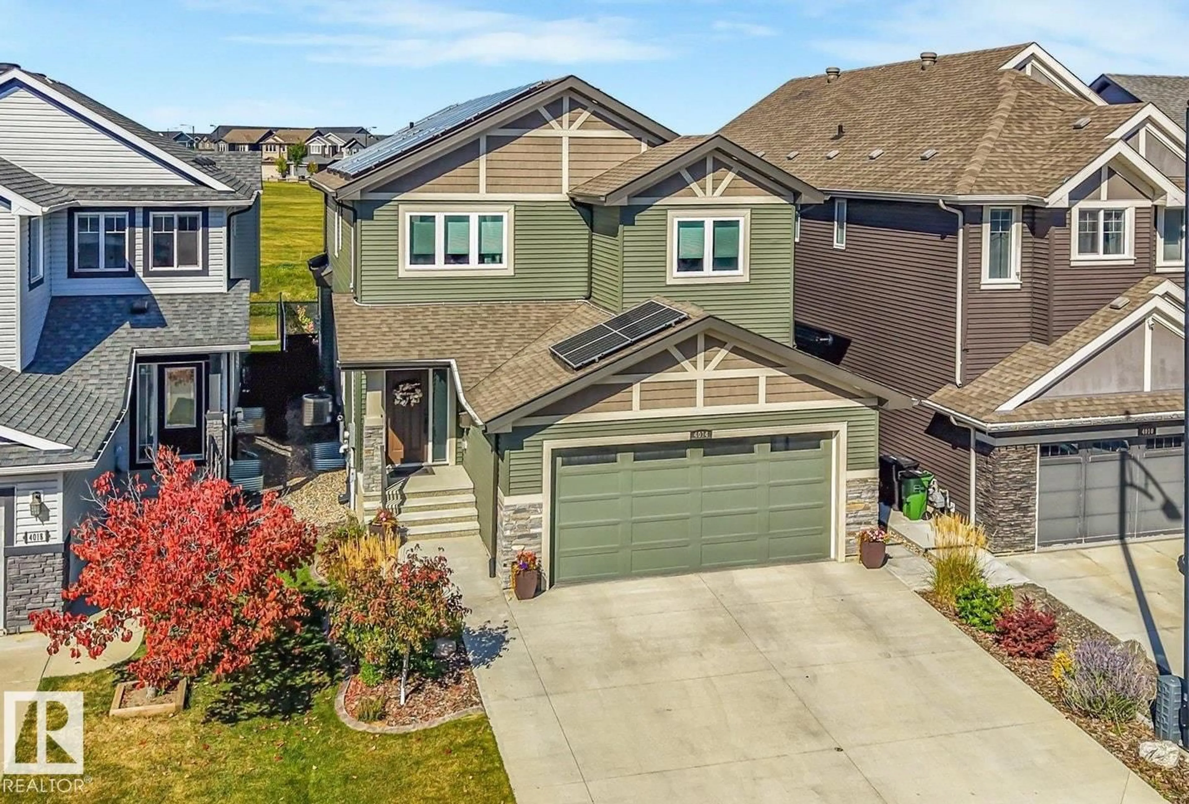A pic from outside/outdoor area/front of a property/back of a property/a pic from drone, street for NW - 4014 171A AV, Edmonton Alberta T5Y0Z4