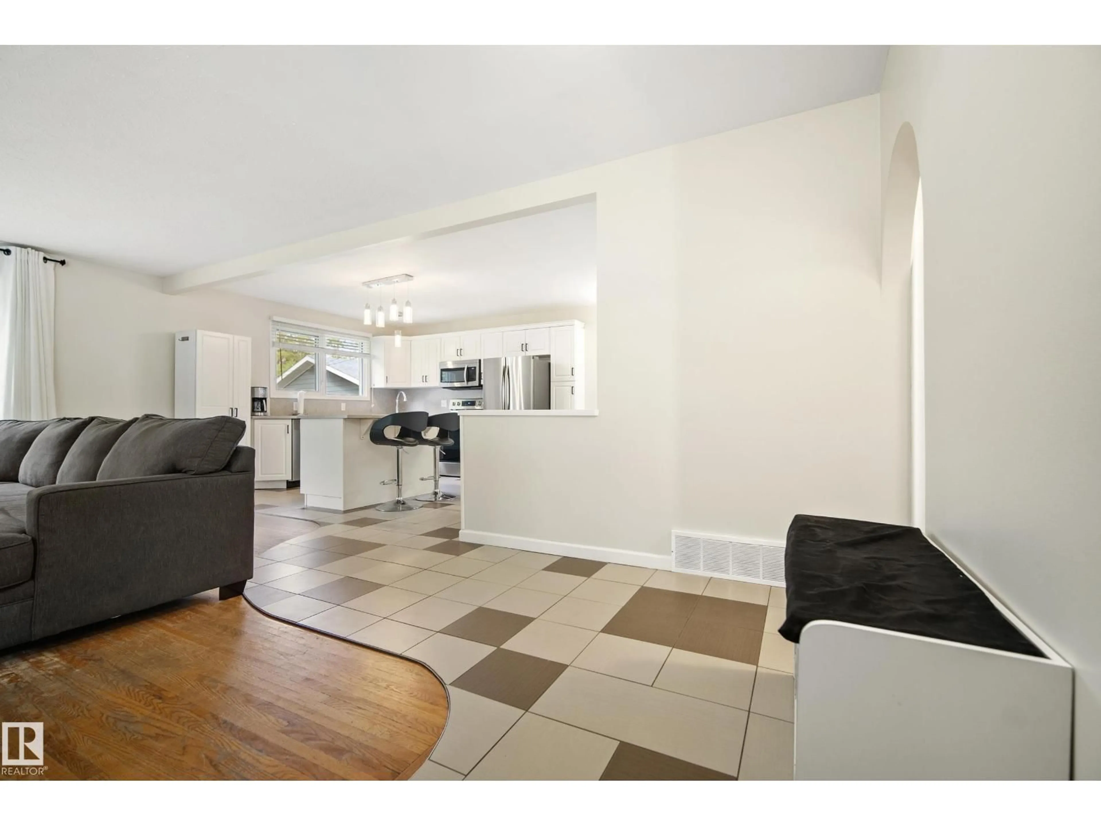 Unknown for 146 WILLOW ST, Sherwood Park Alberta T8A1P4