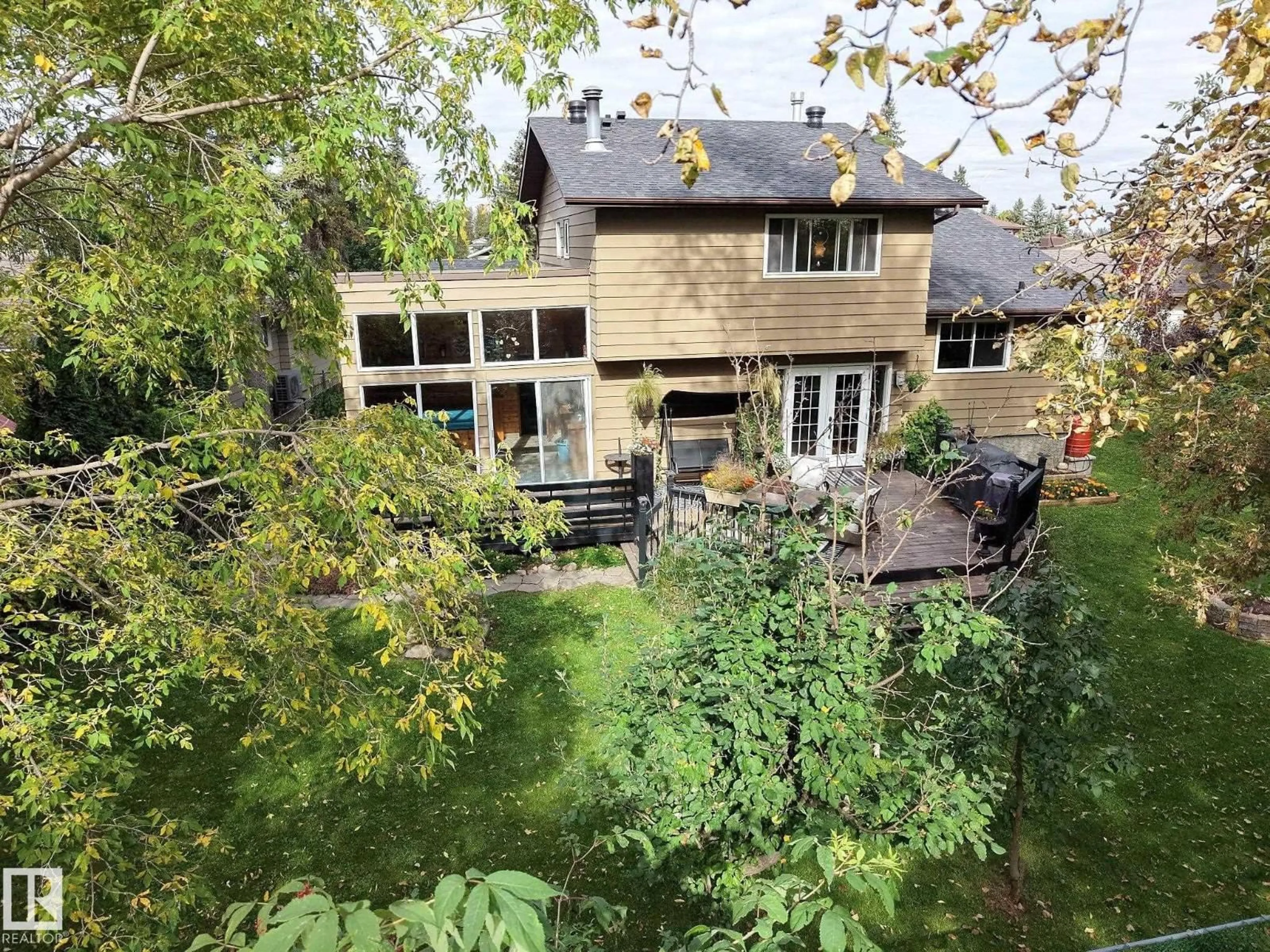 A pic from outside/outdoor area/front of a property/back of a property/a pic from drone, unknown for 3 ARMBRUSTER TC, Stony Plain Alberta T7Z1G7