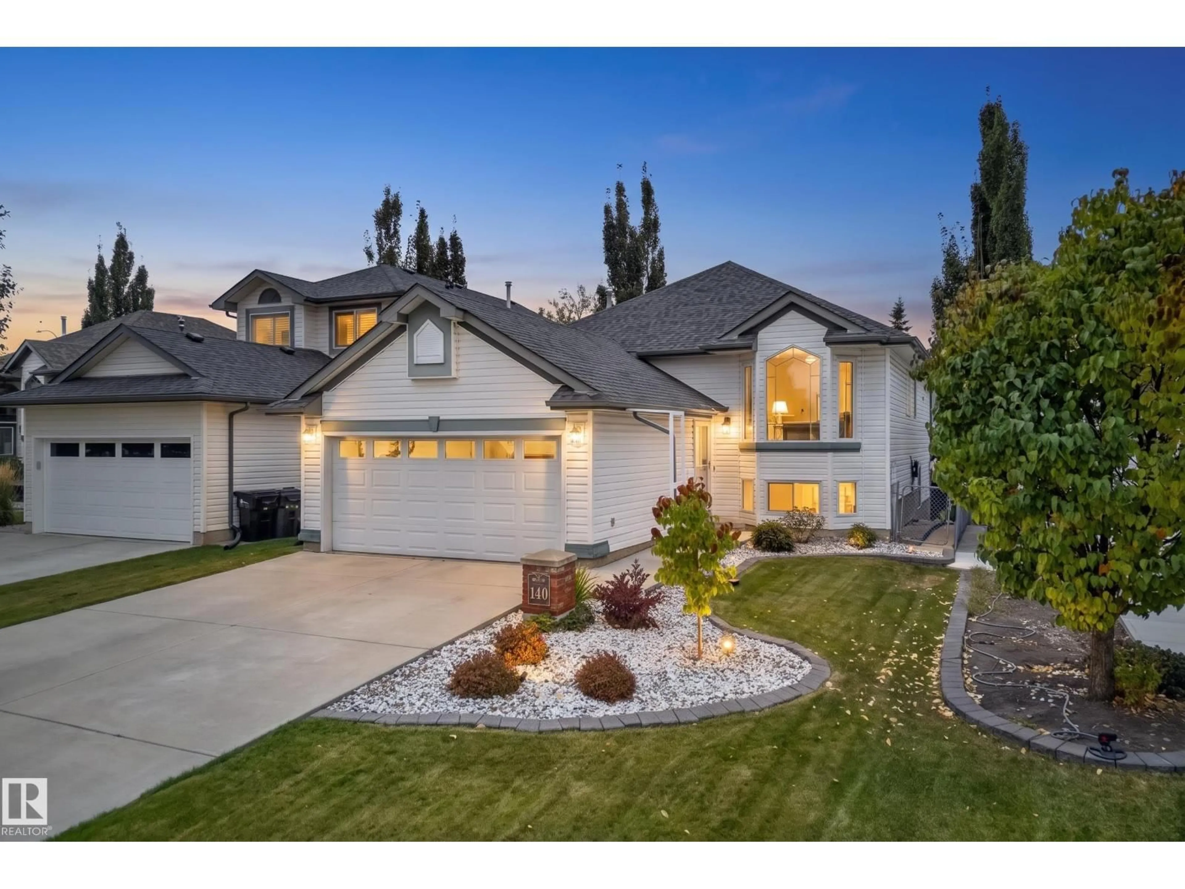 Home with vinyl exterior material, street for 140 FOXHAVEN CO, Sherwood Park Alberta T8A5X2
