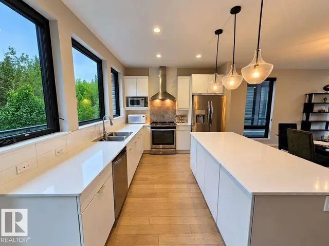 #5 - 1304 RUTHERFORD RD, Edmonton 5