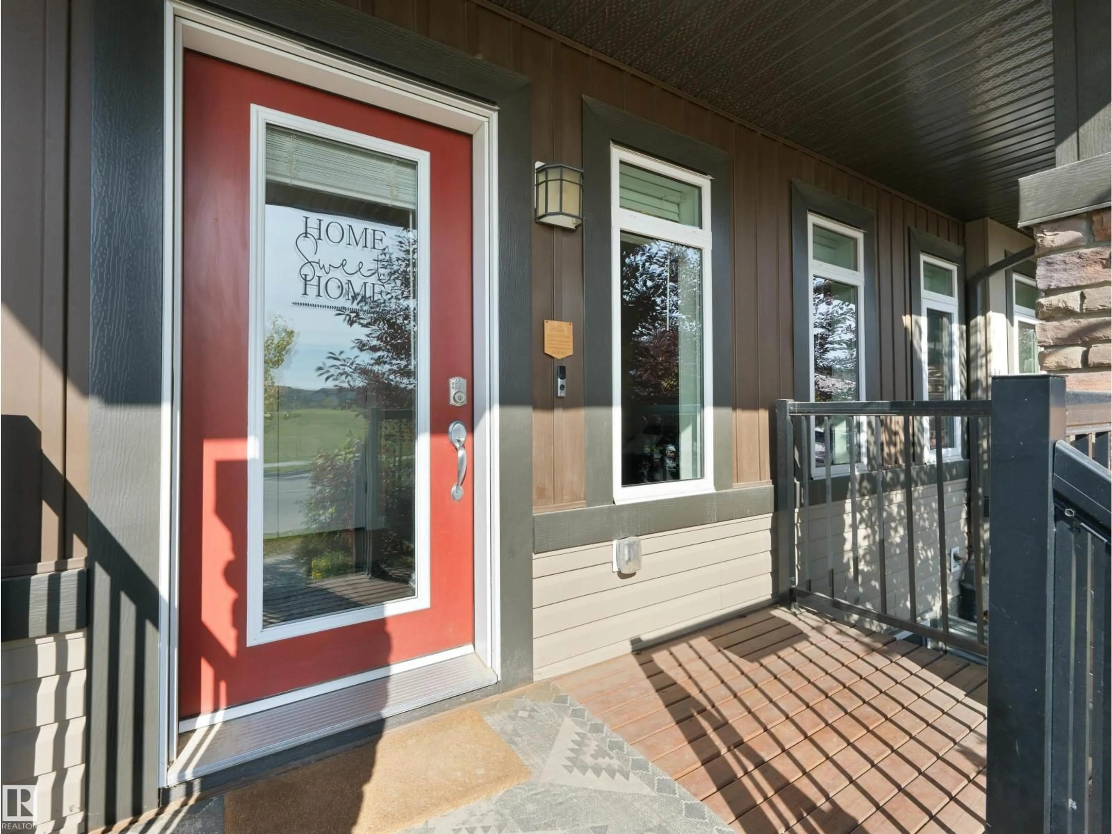 Indoor entryway for 4074 CHAPPELLE GREEN, Edmonton Alberta T6W4M6