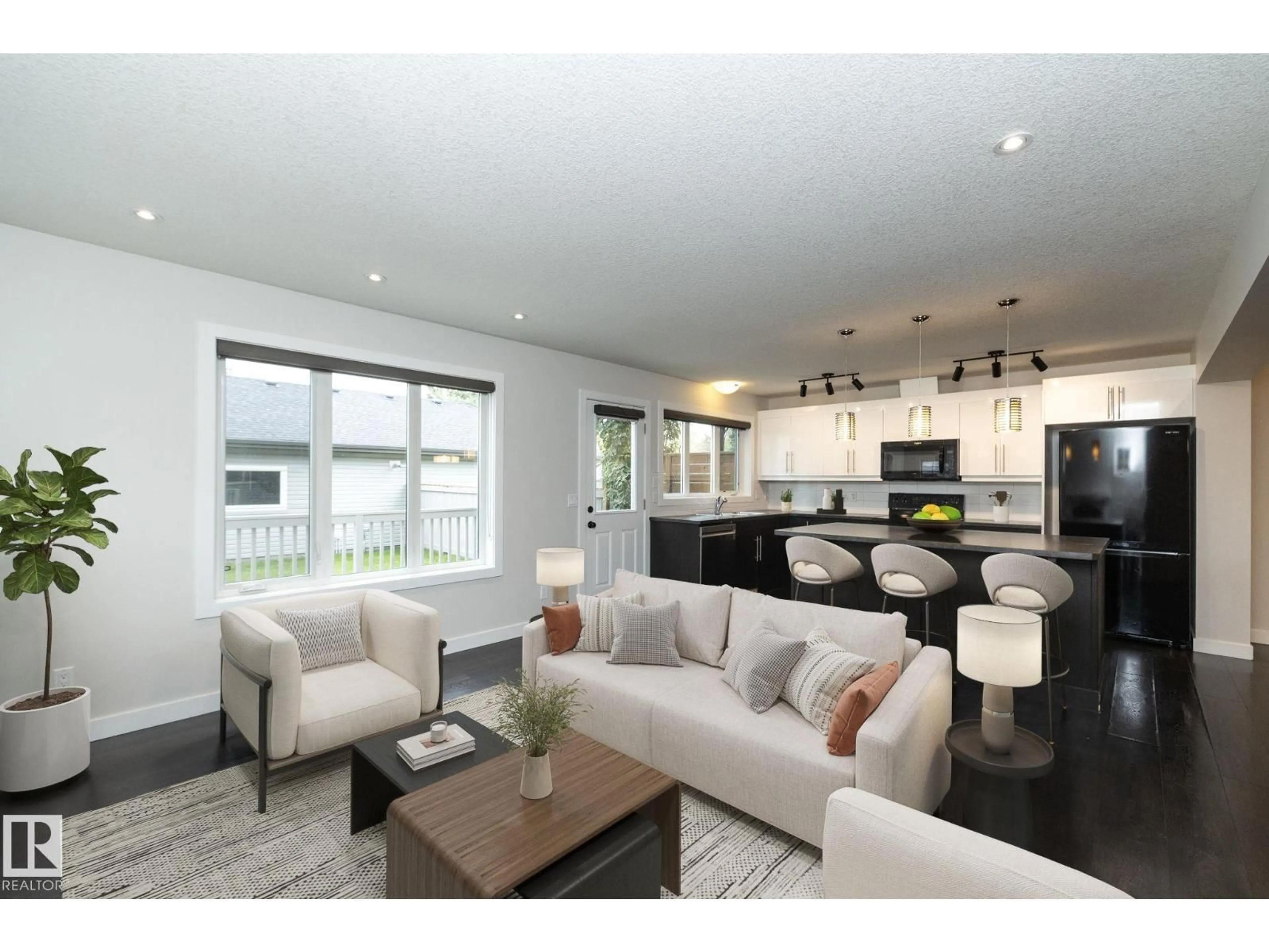 Open concept kitchen, unknown for 53 MICHIGAN ST, Devon Alberta T9G1H7