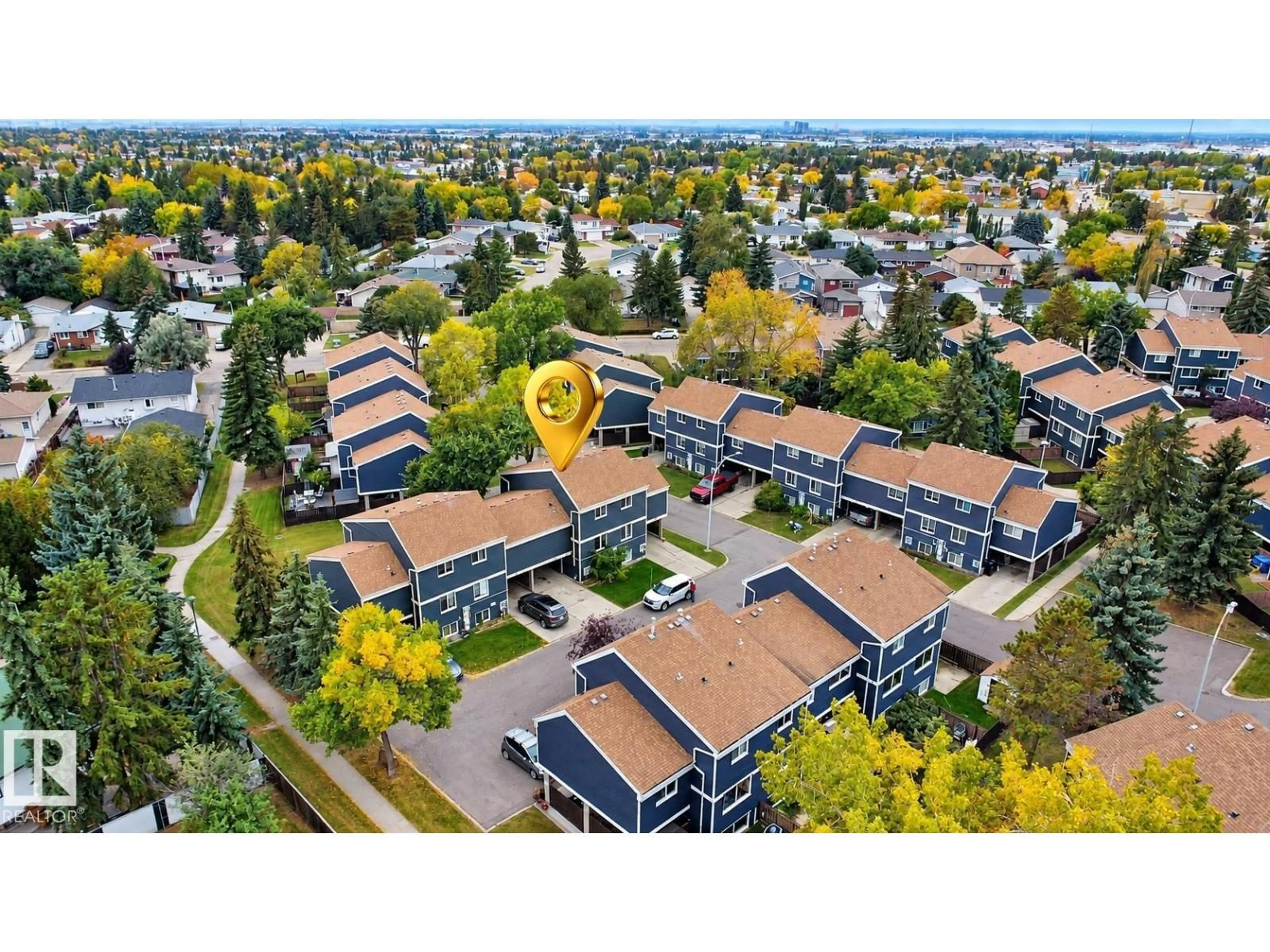 A pic from outside/outdoor area/front of a property/back of a property/a pic from drone, city buildings view from balcony for 107 MORIN MAZE MZ, Edmonton Alberta T6K1V1