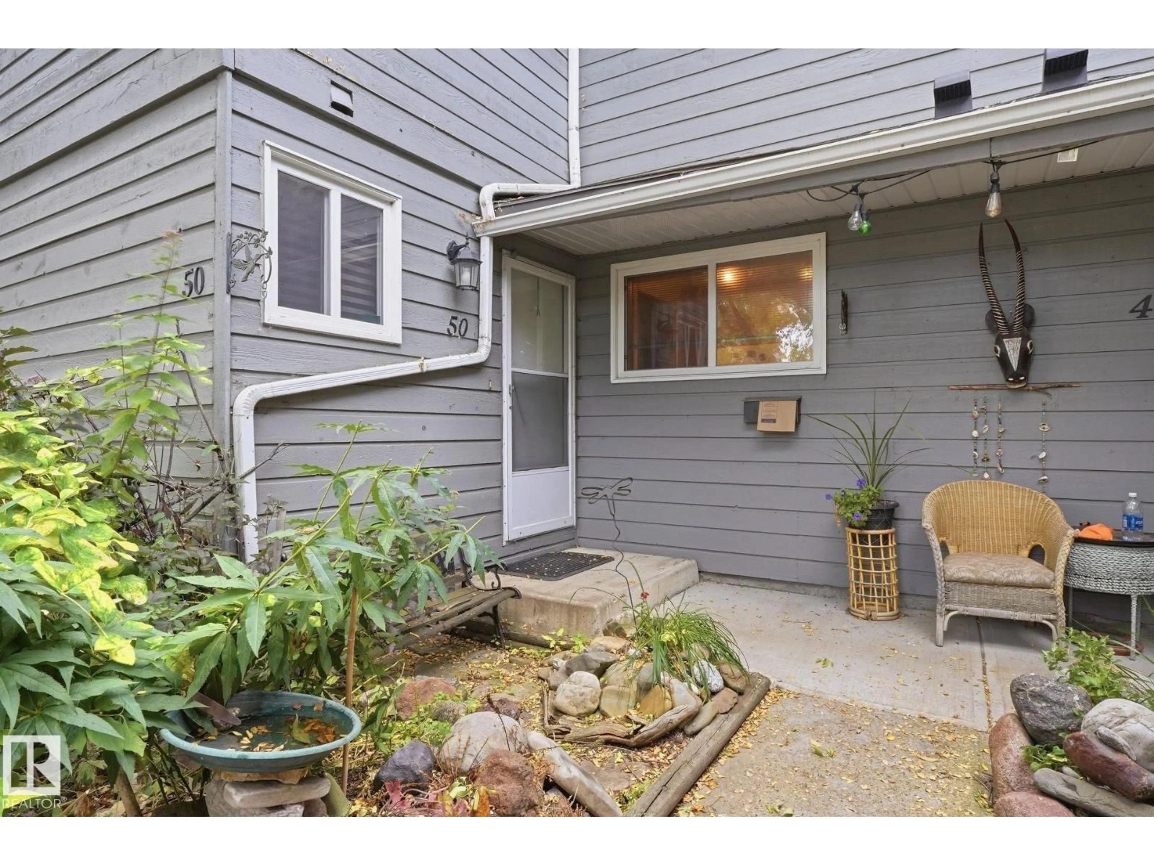 Unknown for 50 - 4610 17 AV NW, Edmonton Alberta T6L5T1