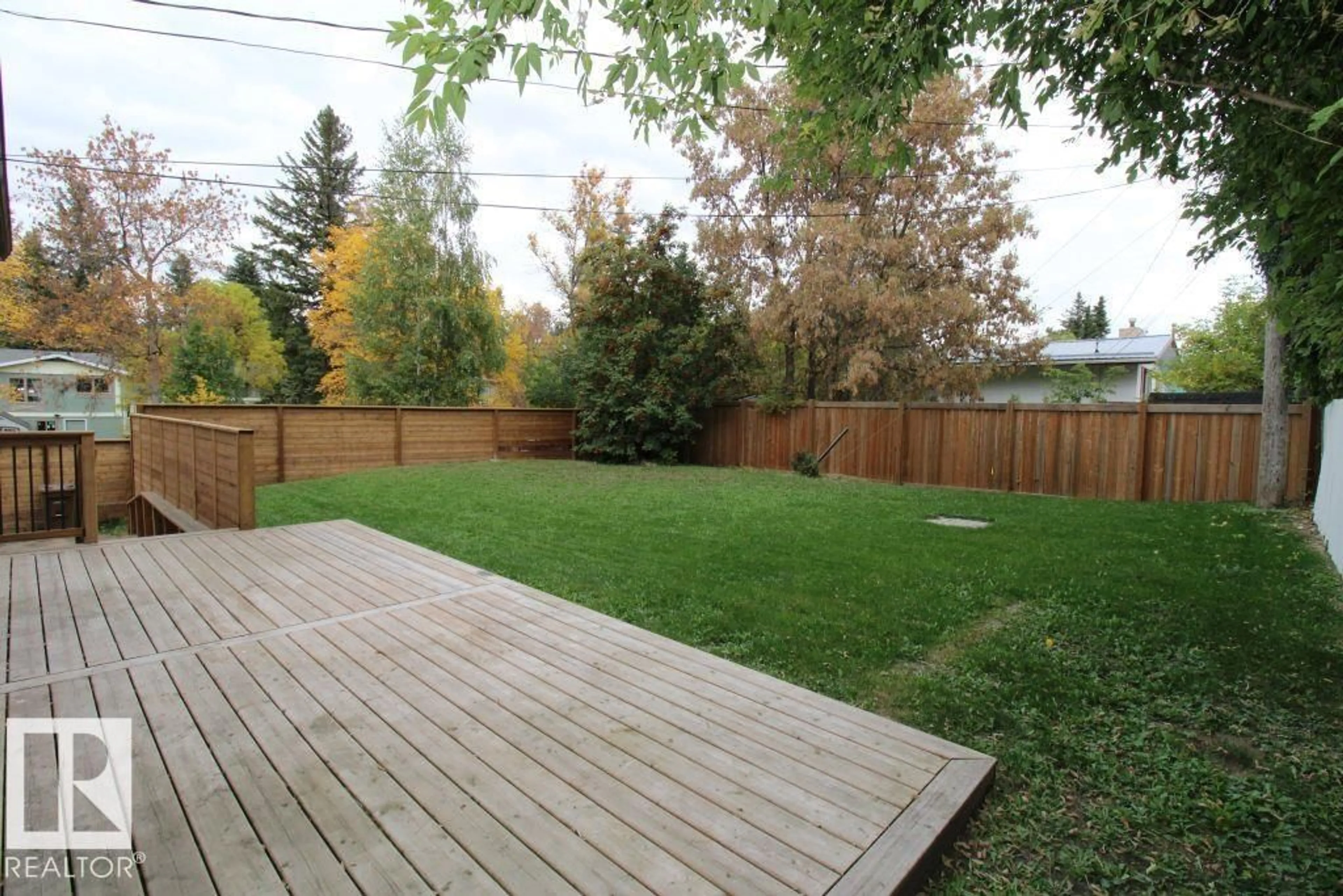 Patio, unknown for 1 GREENWICH CR, St. Albert Alberta T8N0Z5