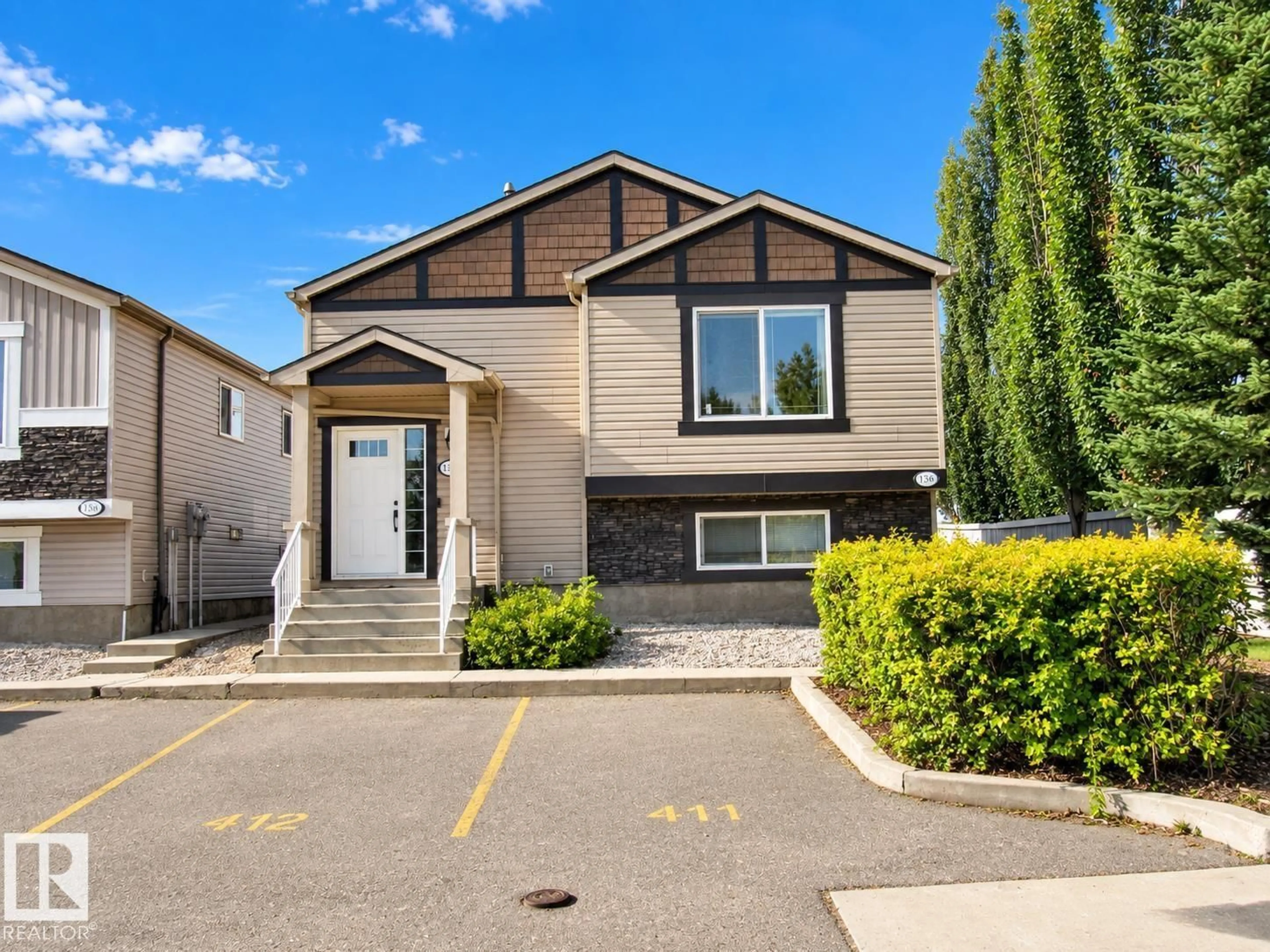 Home with vinyl exterior material, street for 135 142 SELKIRK PLACE, Leduc Alberta T9E0M9