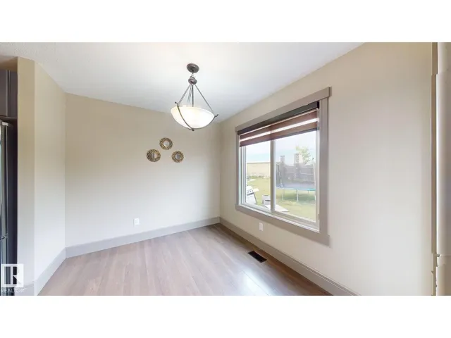 4826 171A AV, Edmonton 5