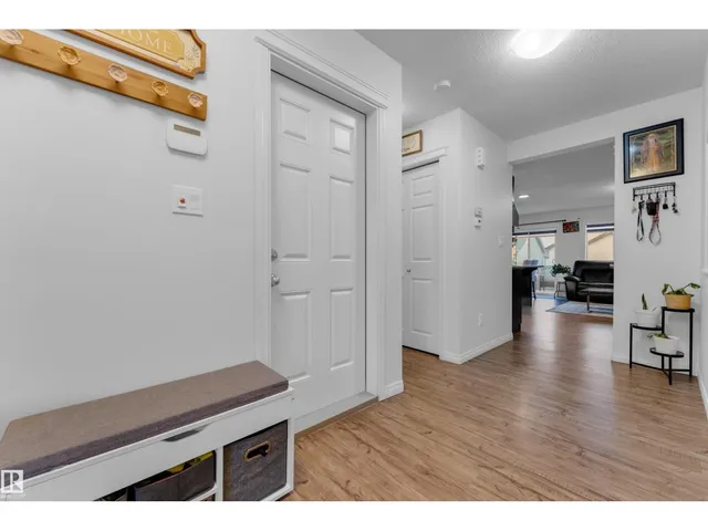 5128 20 AV, Edmonton 5