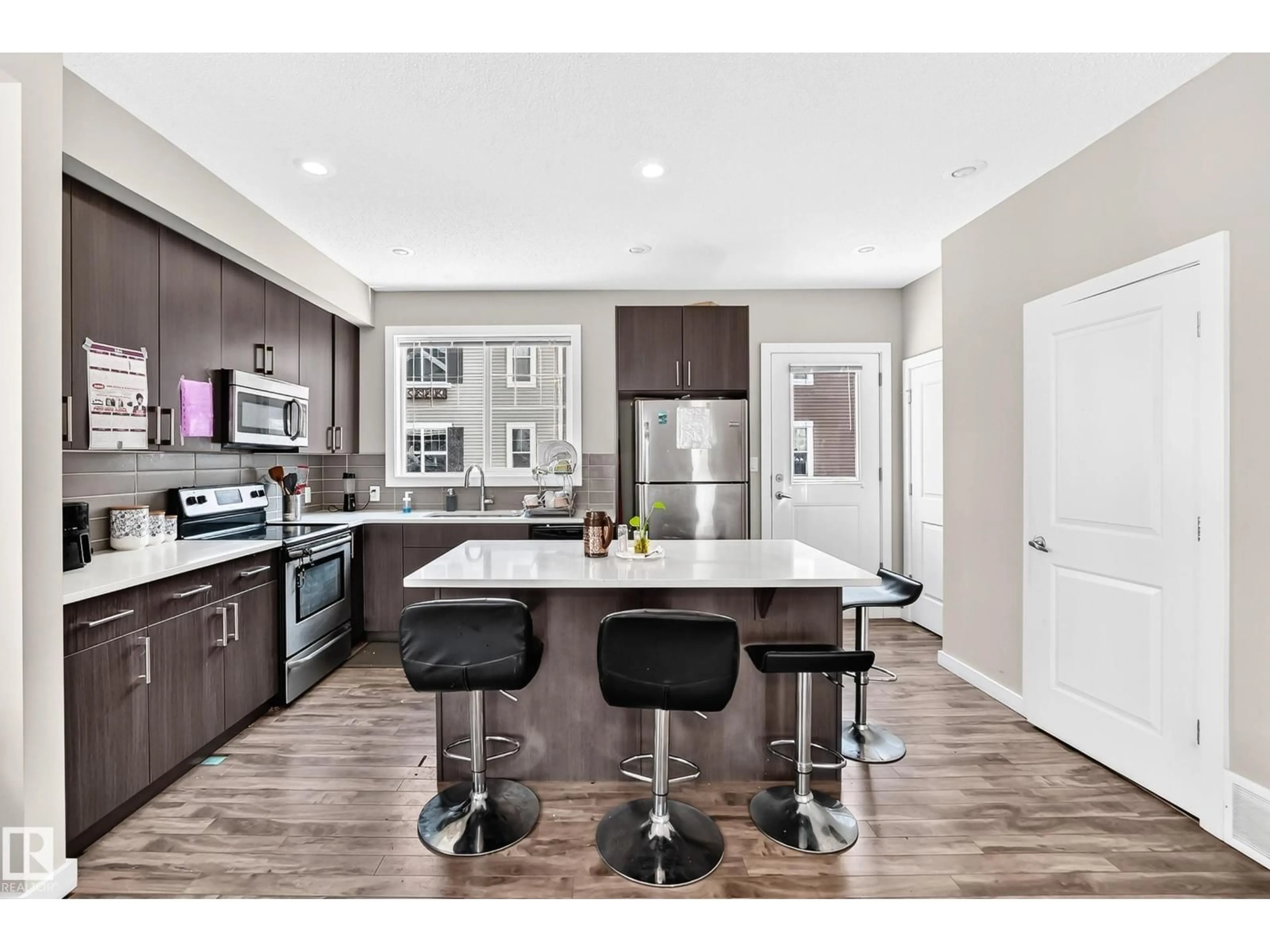 Open concept kitchen, unknown for 10 - 10-2803 JAMES MOWATT TRAIL SW, Edmonton Alberta T6W2P5