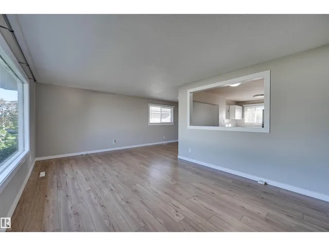 NW - 13815 88 ST, Edmonton 5