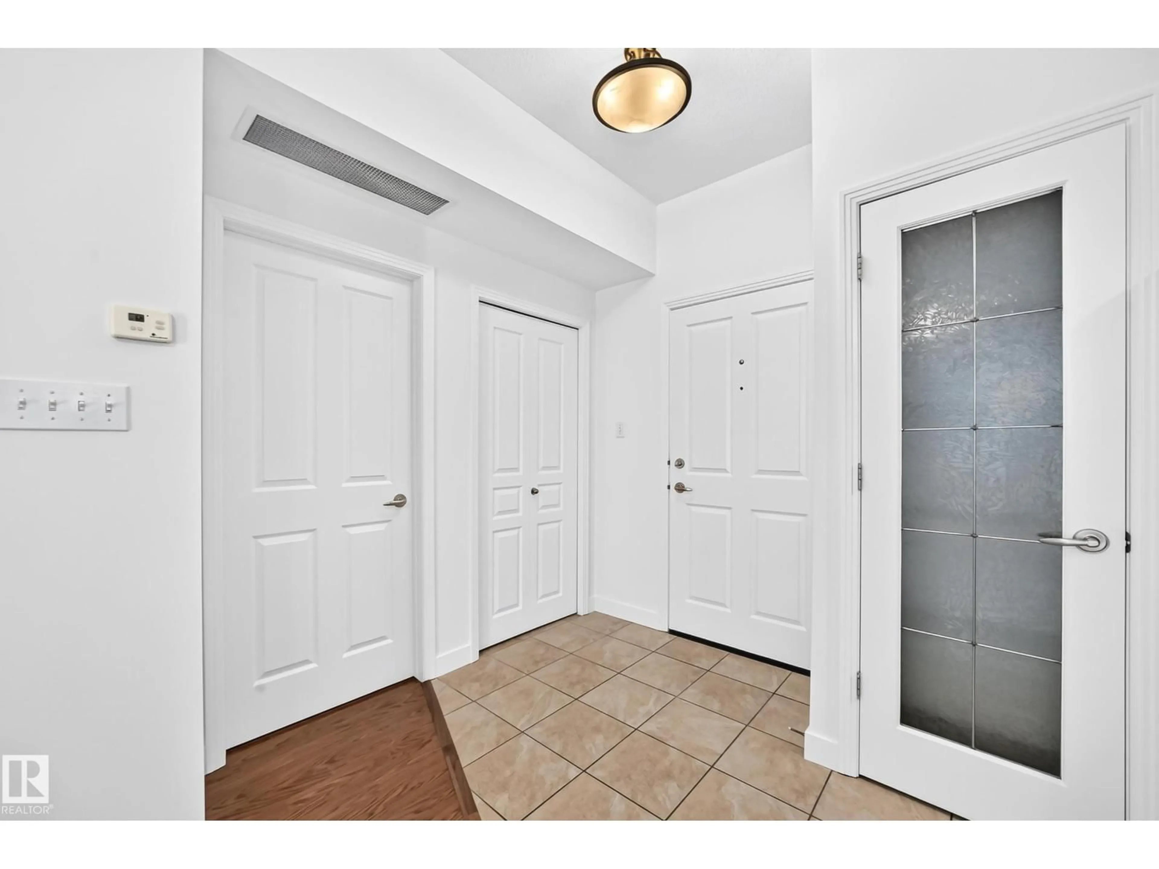 Indoor entryway for #307 - 1003 GAULT BV, Edmonton Alberta T5E4H5