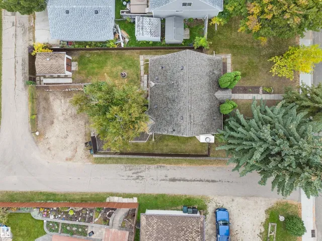 25 GREENWOOD DR, Spruce Grove 3