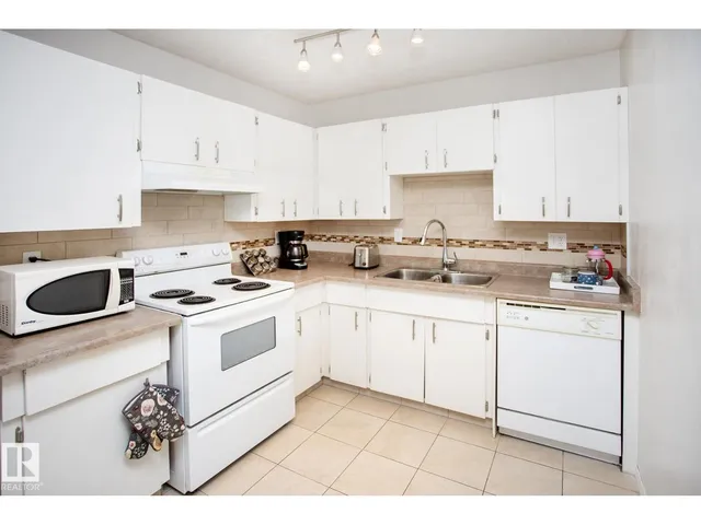 #407 - 9810 178 ST NW, Edmonton 2