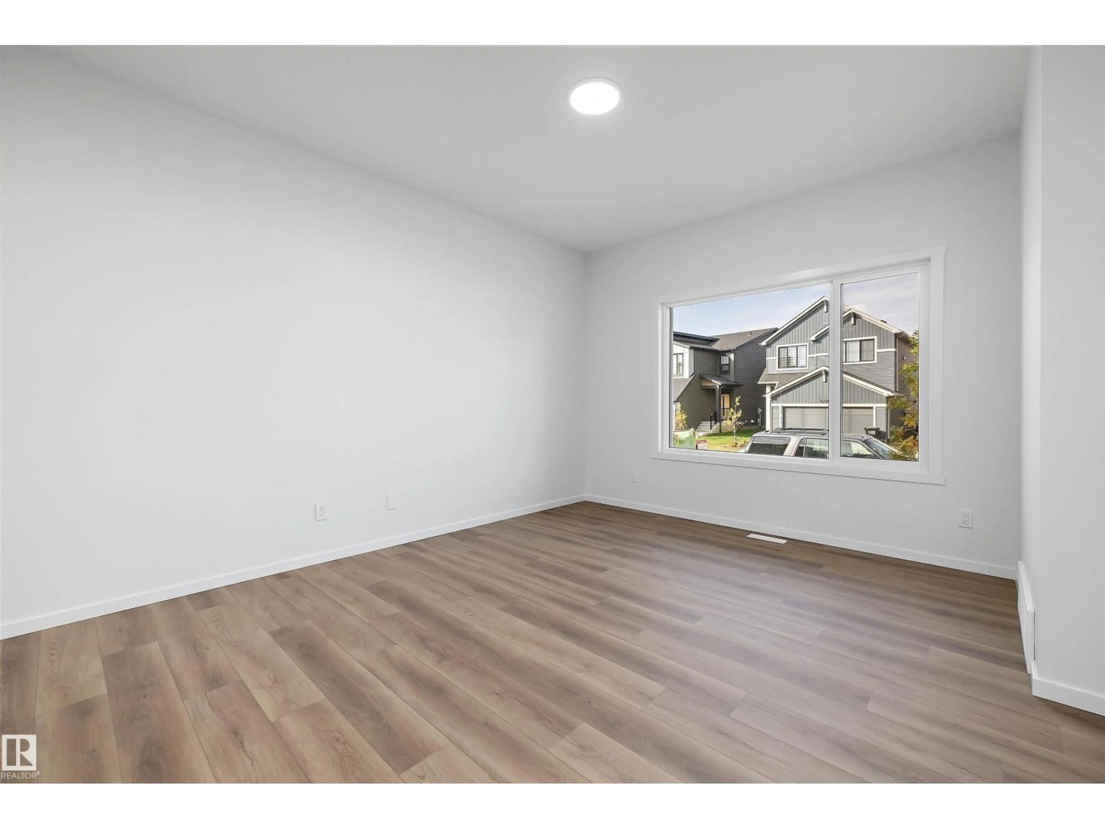 A pic of a room for 9103 ELVES LO, Edmonton Alberta T6M3G2