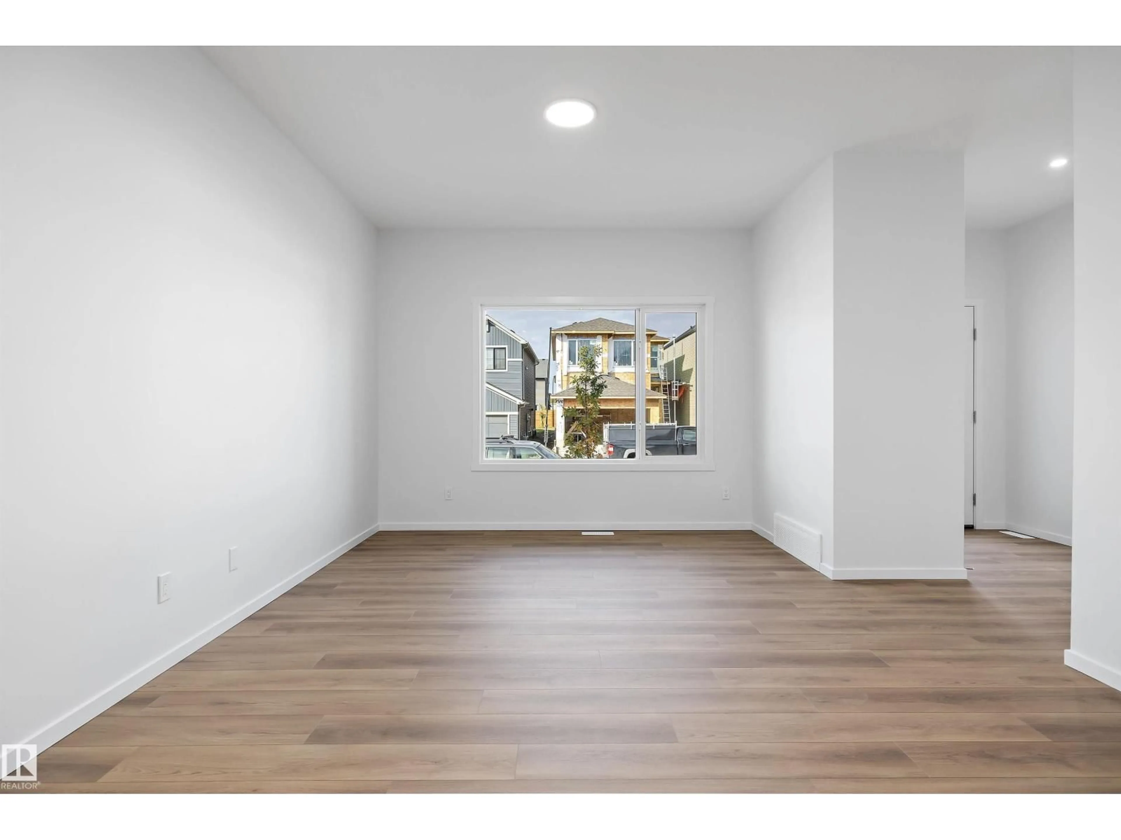 A pic of a room for 9103 ELVES LO, Edmonton Alberta T6M3G2