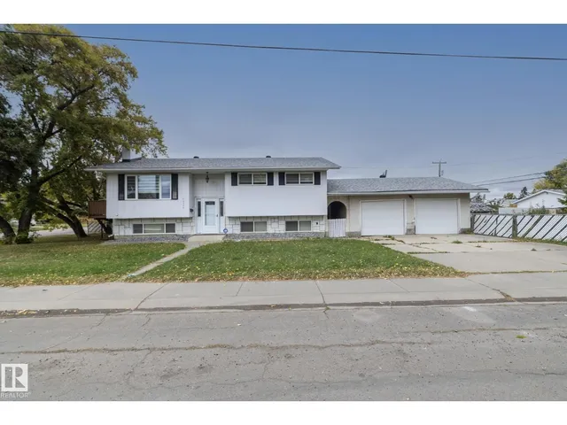 15312 109 AV, Edmonton 3