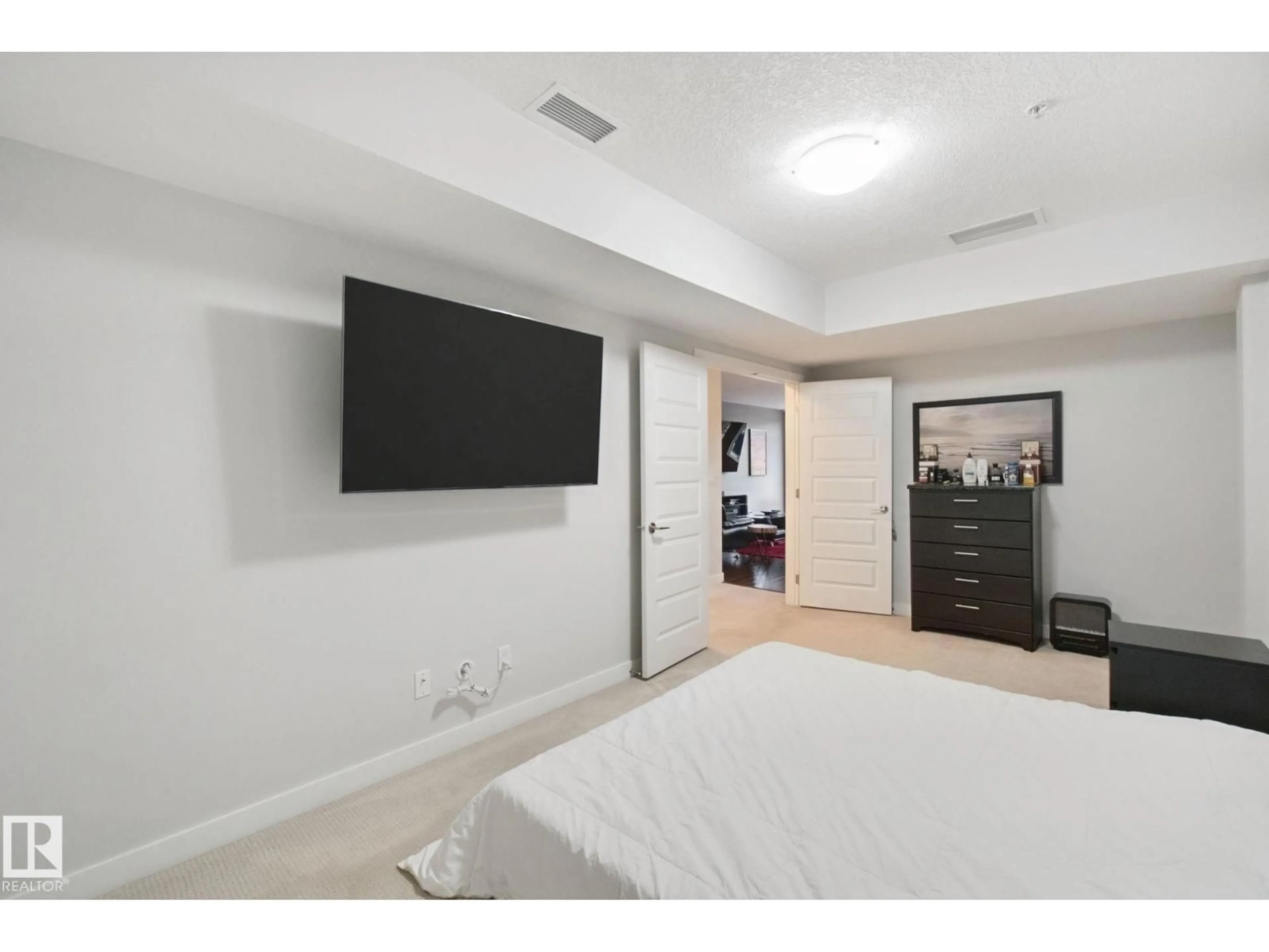 A pic of a room for 125 5151 WINDERMERE BV, Edmonton Alberta T6W2K4