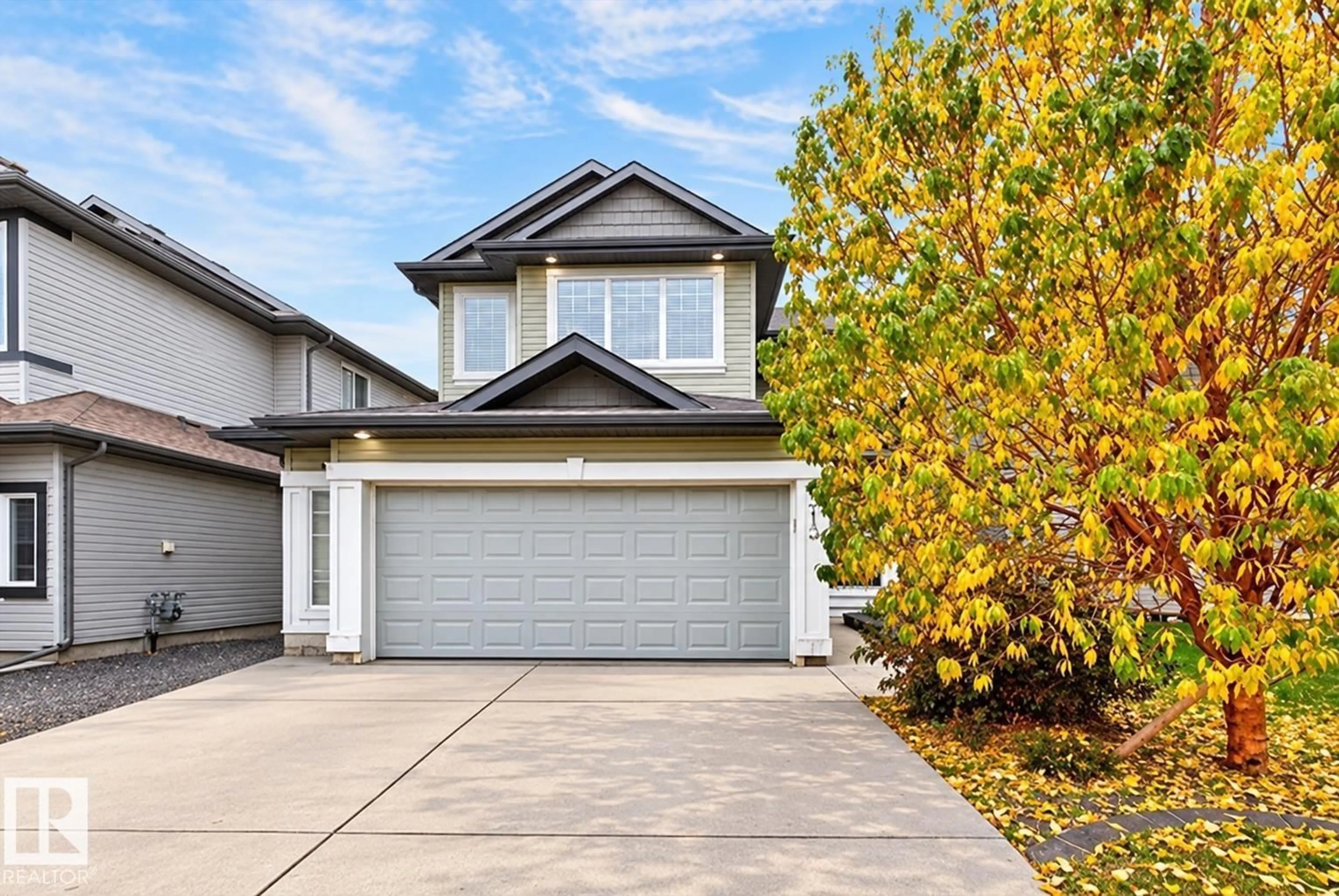 Home with vinyl exterior material, street for 313 STILL CREEK CR, Sherwood Park Alberta T8H0S7