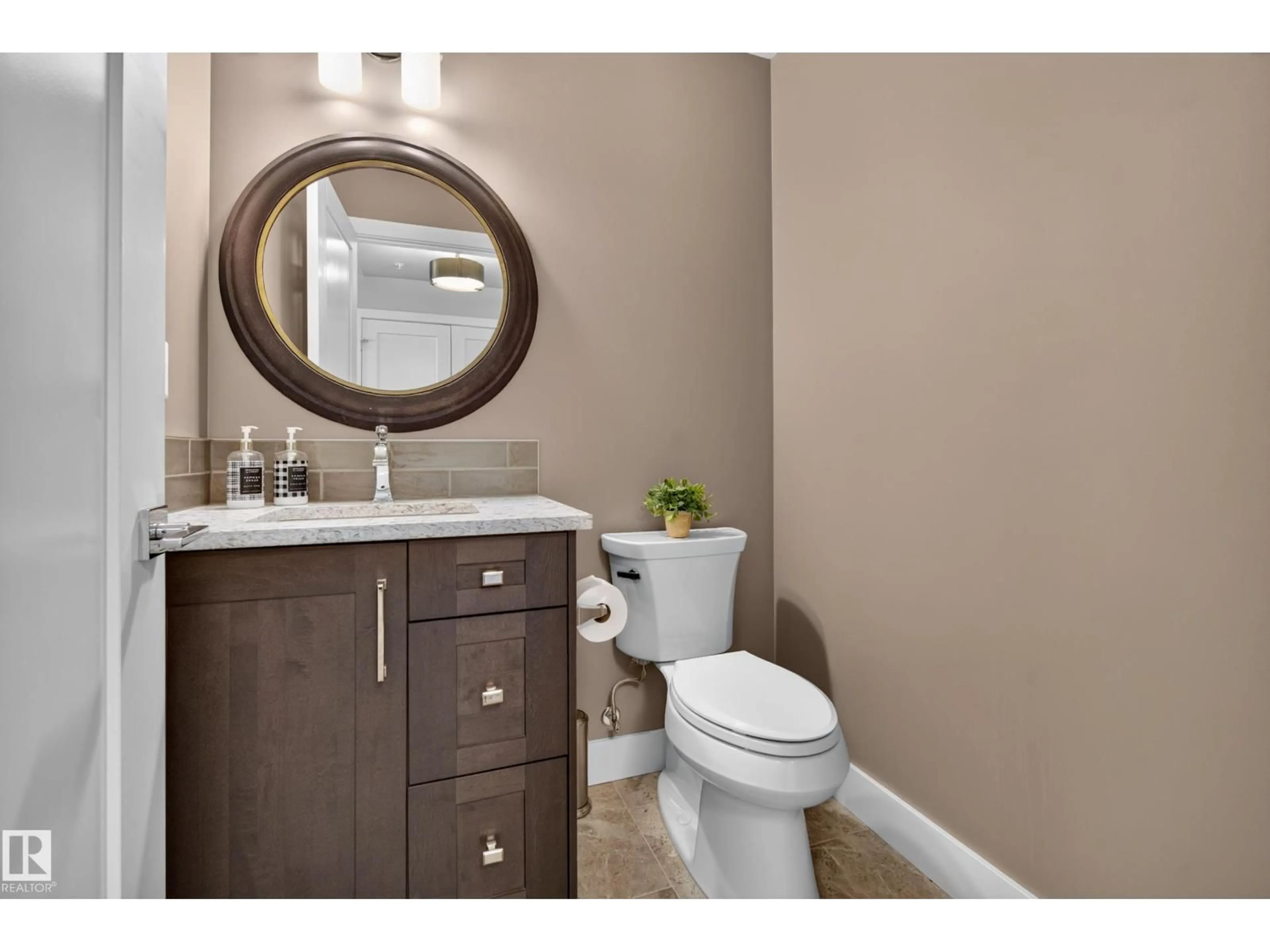 Standard bathroom, ceramic/tile floor for 200 - 732 BELLEROSE DR, St. Albert Alberta T8N7P7