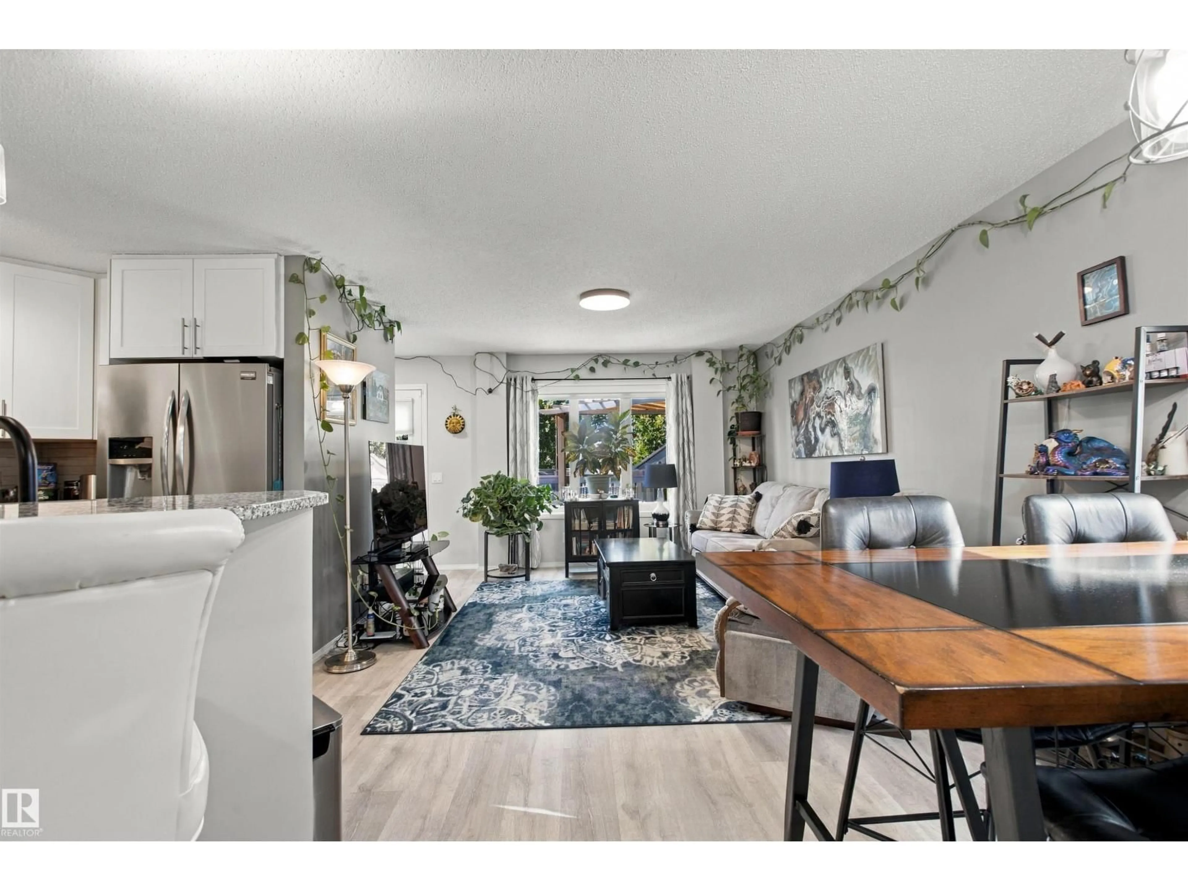 Open concept kitchen, unknown for 38 RED TAIL WY, St. Albert Alberta T8N7N7