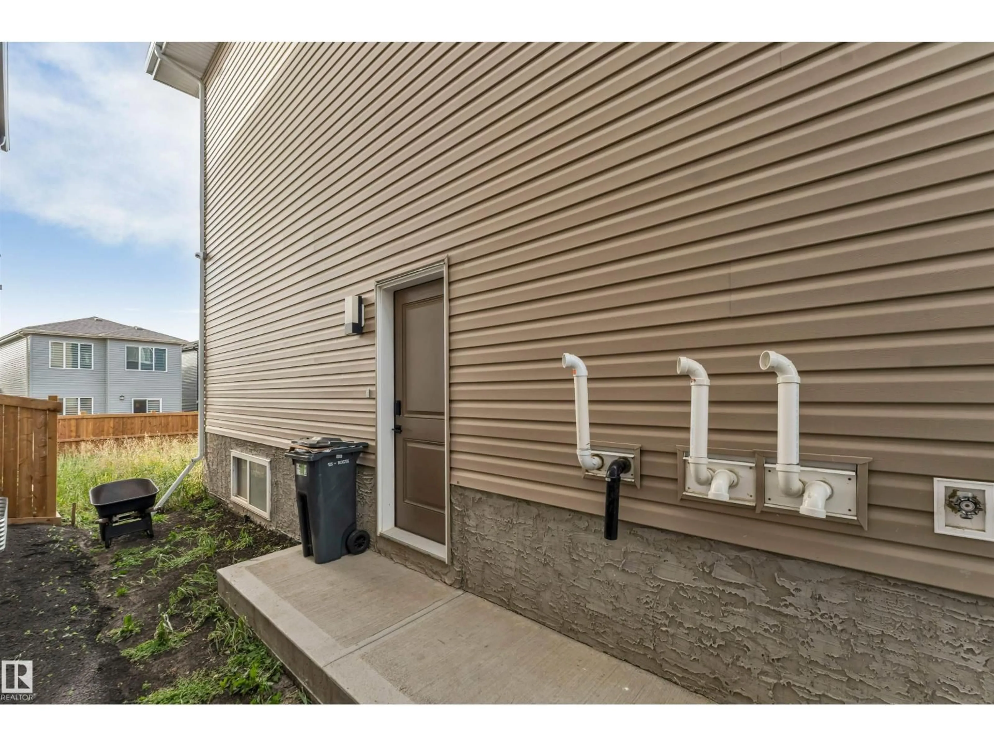 Unknown for 403 PINE POINT, Leduc Alberta T9E1S7