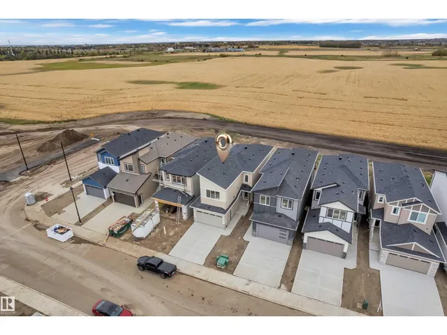 794 BANK DRIVE, Leduc 2
