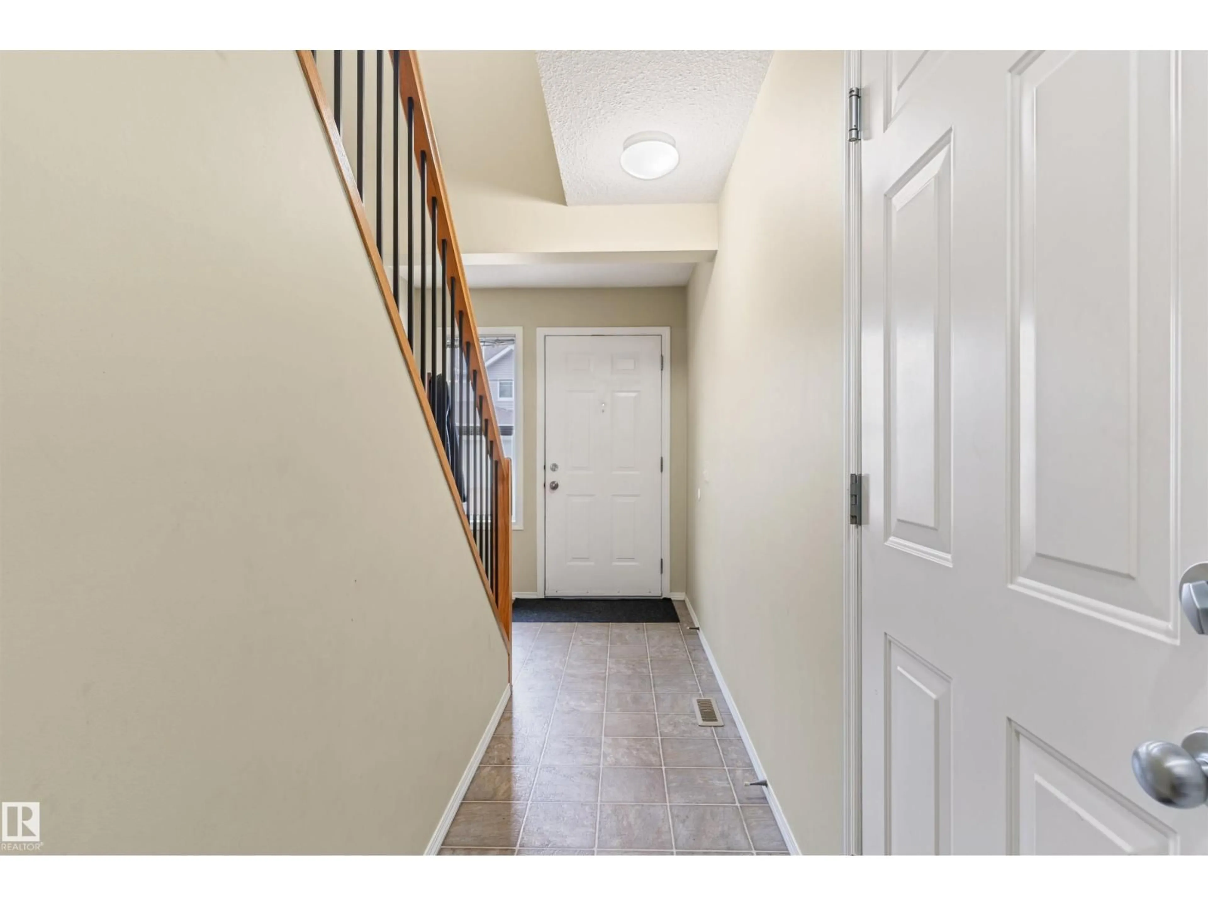Indoor entryway for 230 - 90 EDWARDS DR, Edmonton Alberta T6X1G7