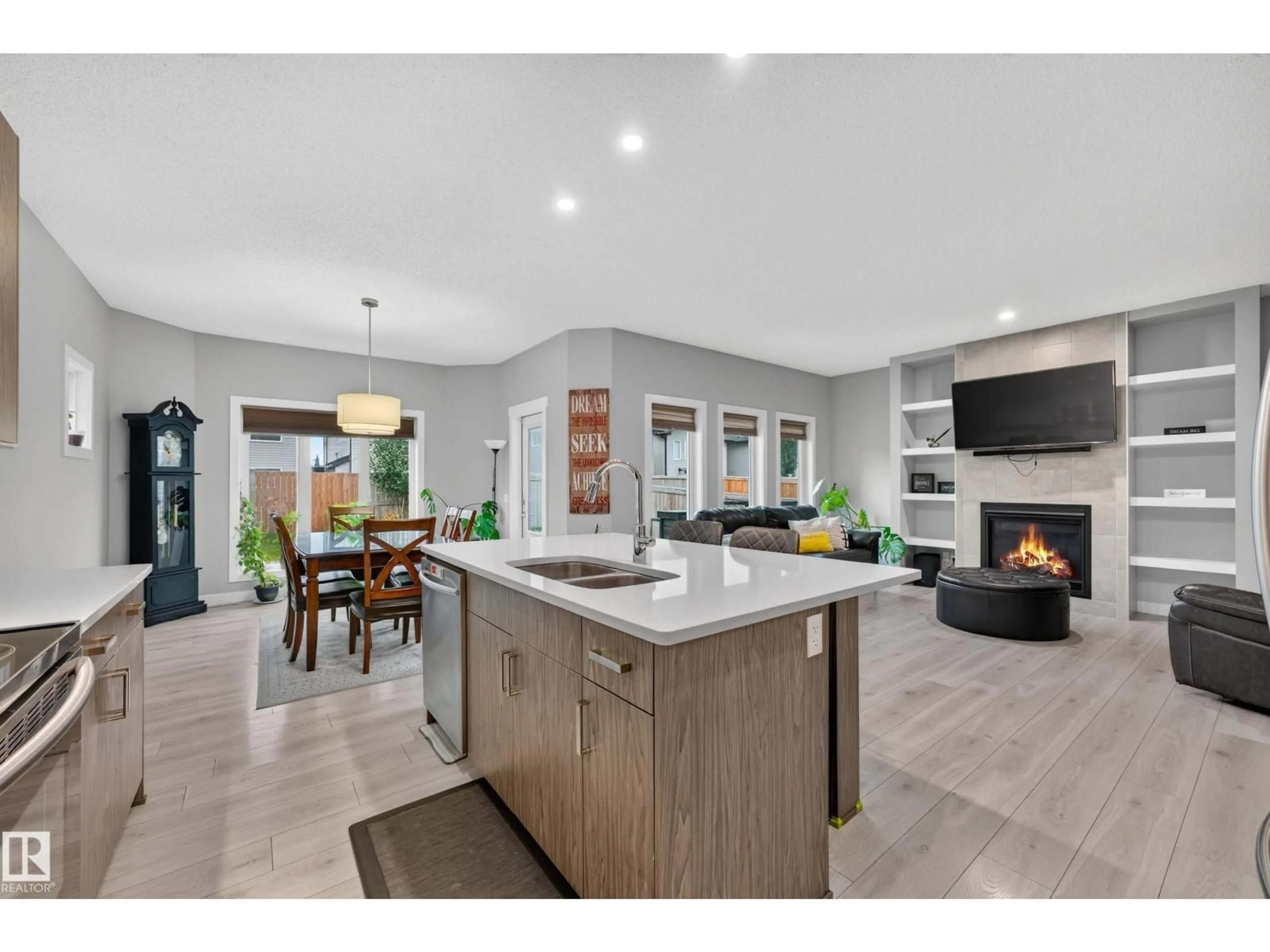 Open concept kitchen, unknown for 20503 99 AV, Edmonton Alberta T5T7L5