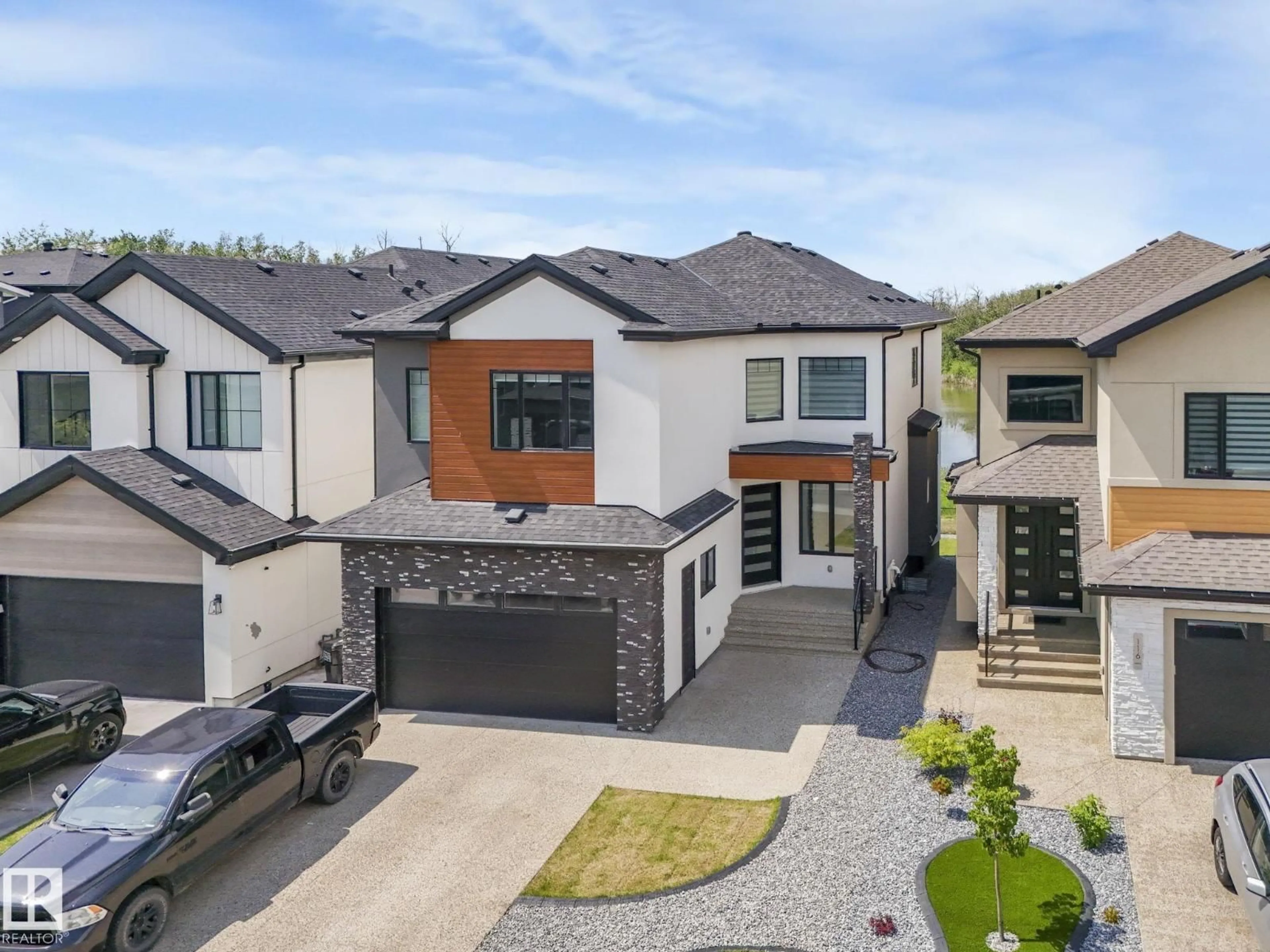 A pic from outside/outdoor area/front of a property/back of a property/a pic from drone, street for SW - 120 38 ST, Edmonton Alberta T6X2W3