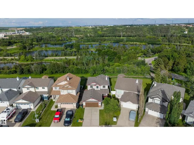 NW - 611 HOOKE CO, Edmonton 3