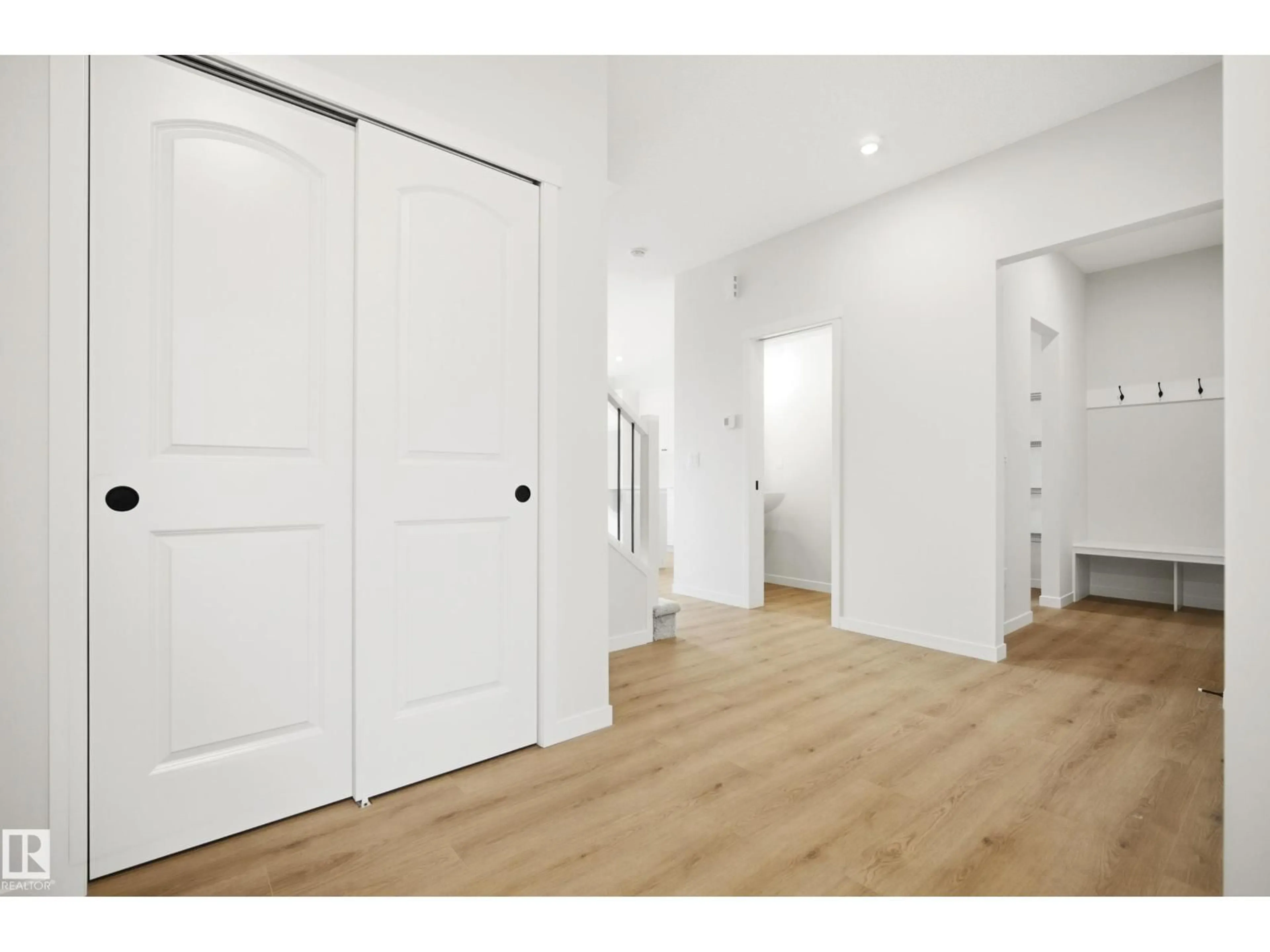 Indoor entryway for NW - 2226 194A ST, Edmonton Alberta T6M3J2