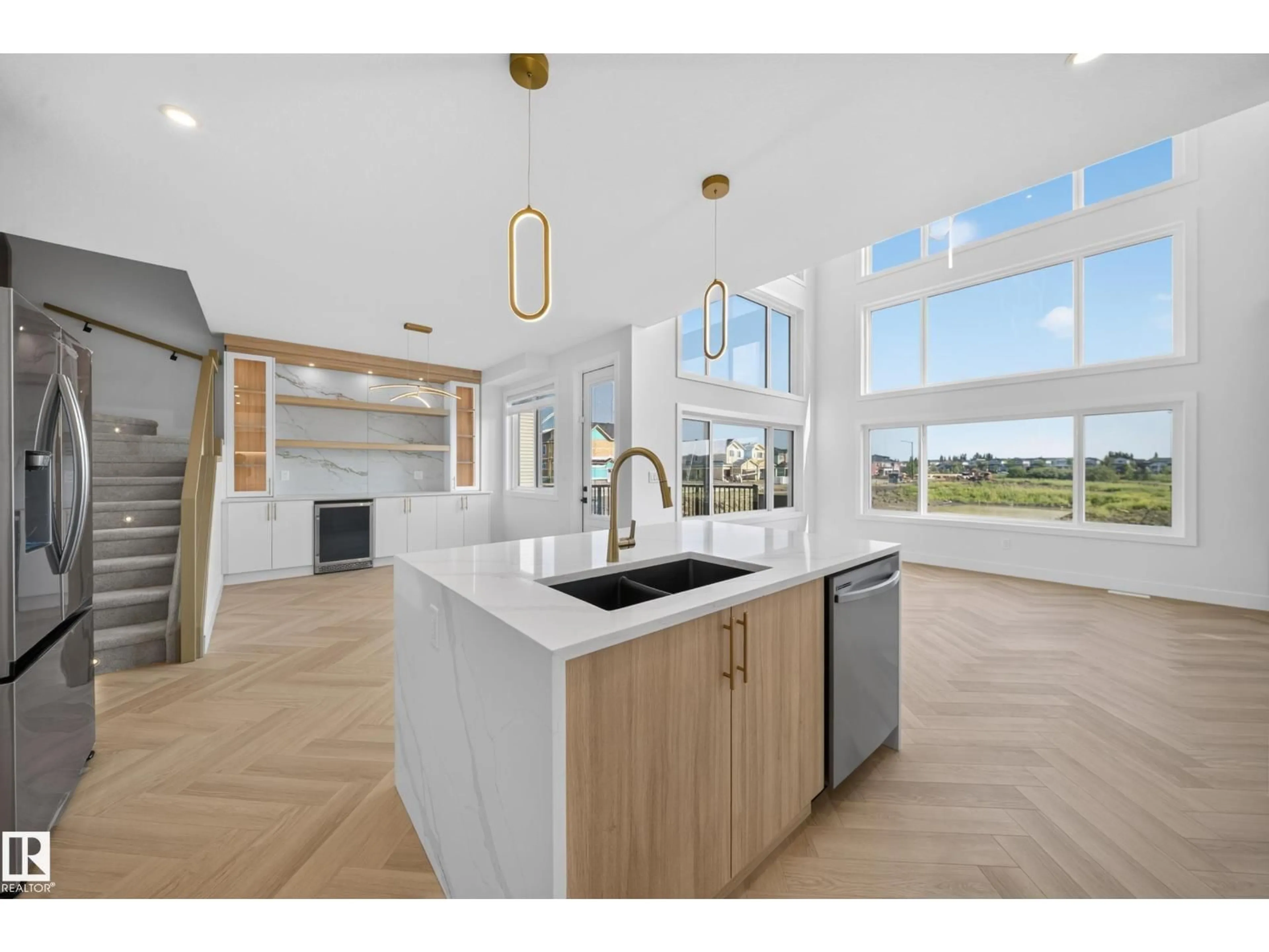 Open concept kitchen, ceramic/tile floor for NW - 2812 191 ST, Edmonton Alberta T6M3C3