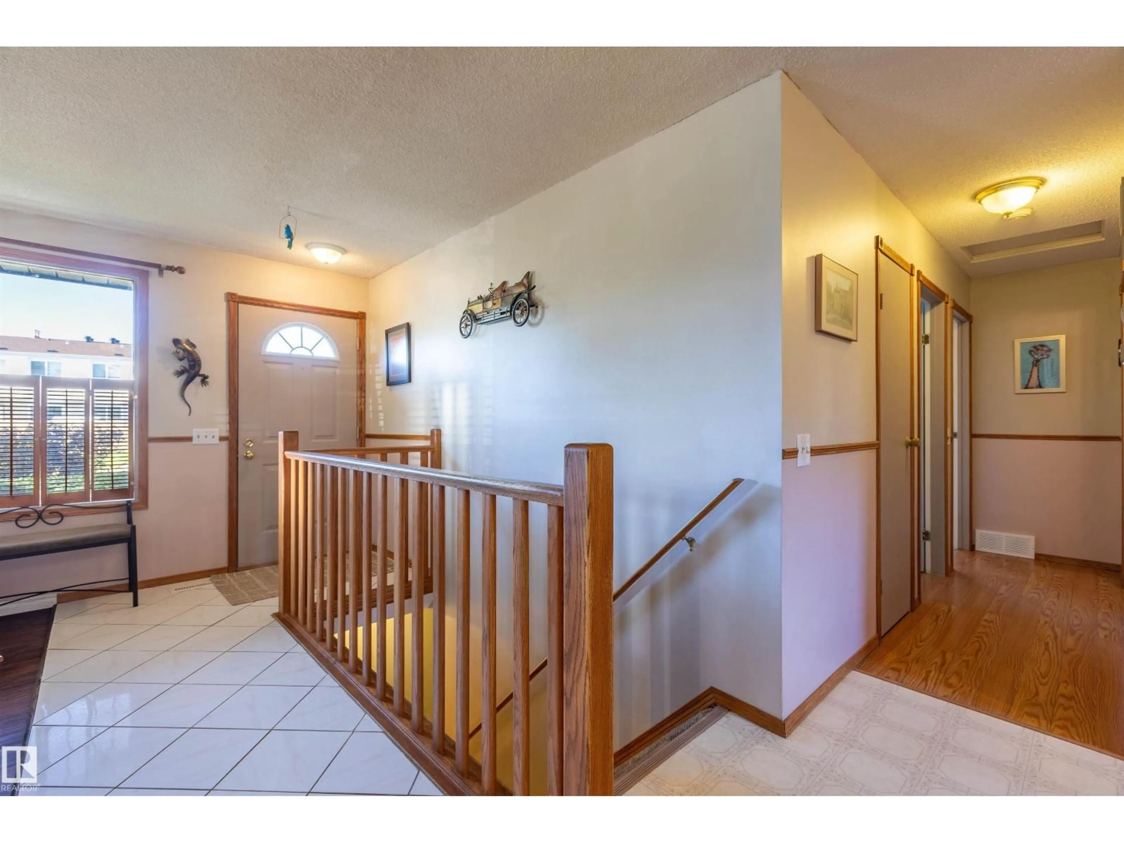 Indoor foyer for 9012 99, Morinville Alberta T8R1K4