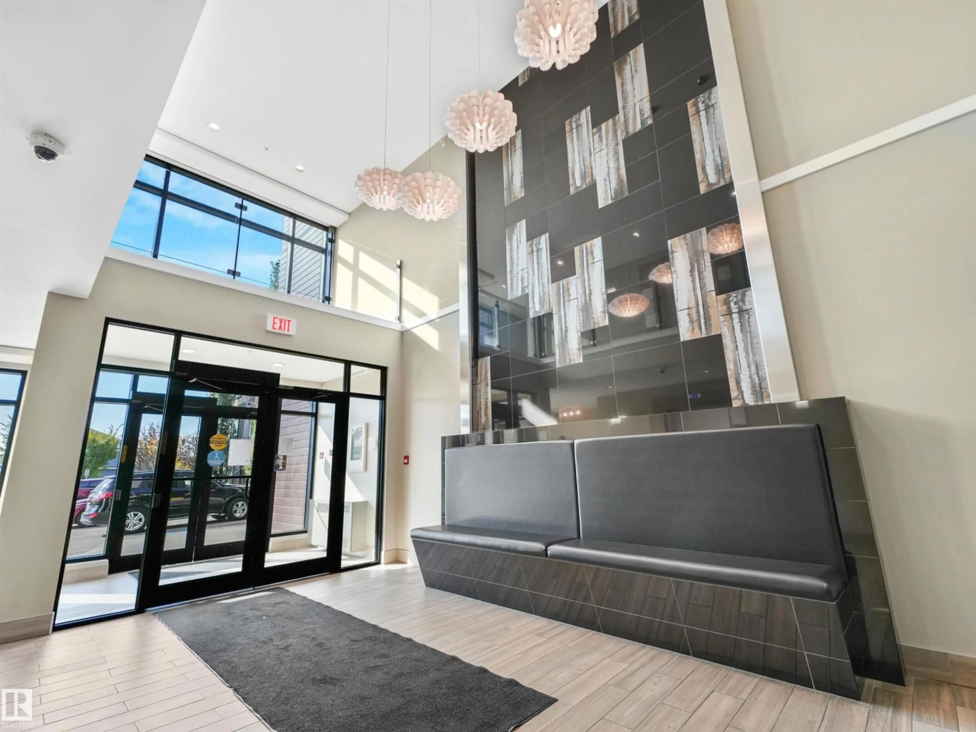 Indoor foyer for #427 - 1008 ROSENTHAL BV, Edmonton Alberta T5T7J4
