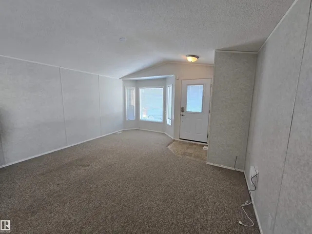 1133 ASPEN DR, Leduc 5