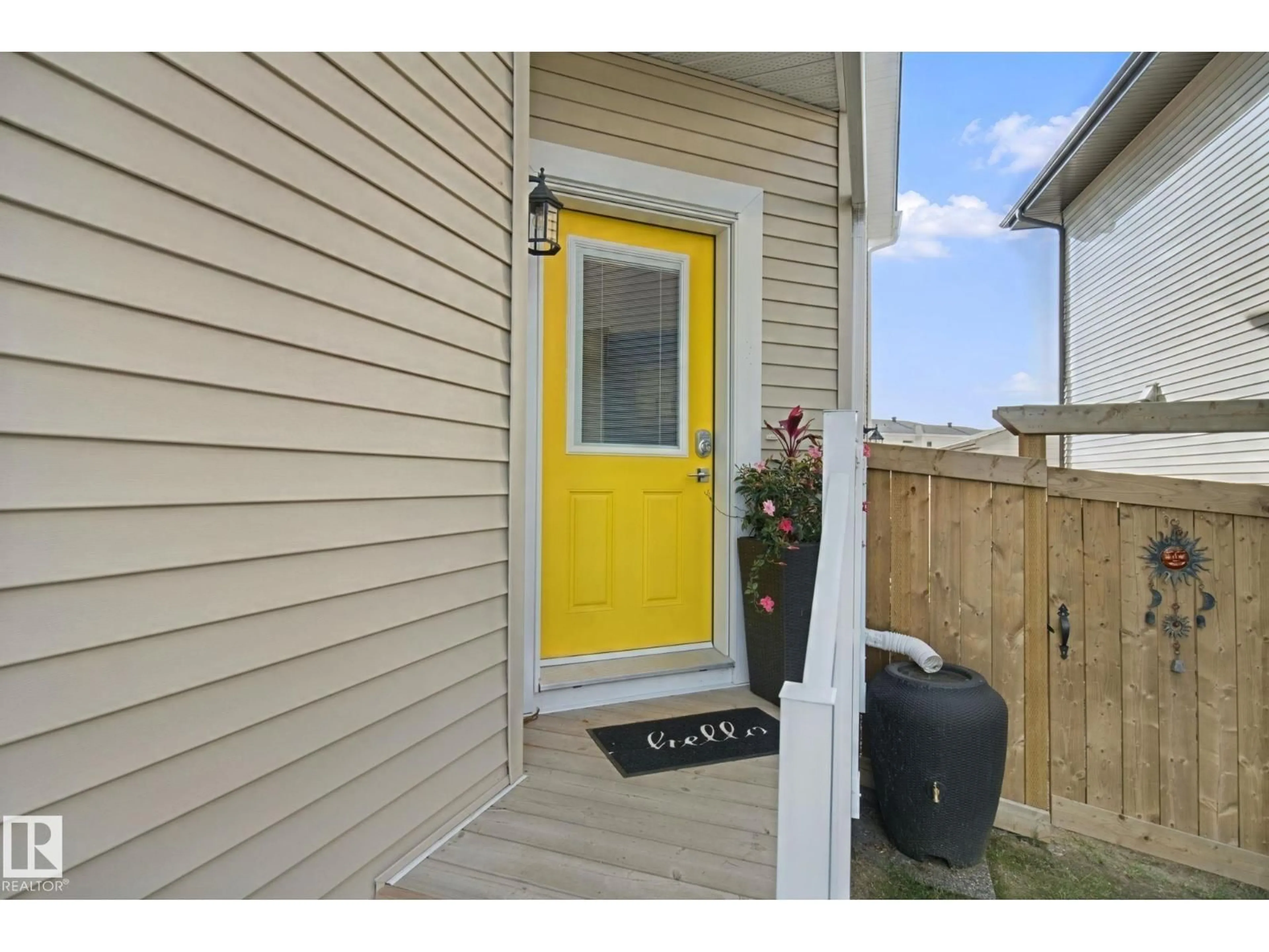 Indoor entryway for SW - 153 CAVANAGH CM, Edmonton Alberta T6W5A8