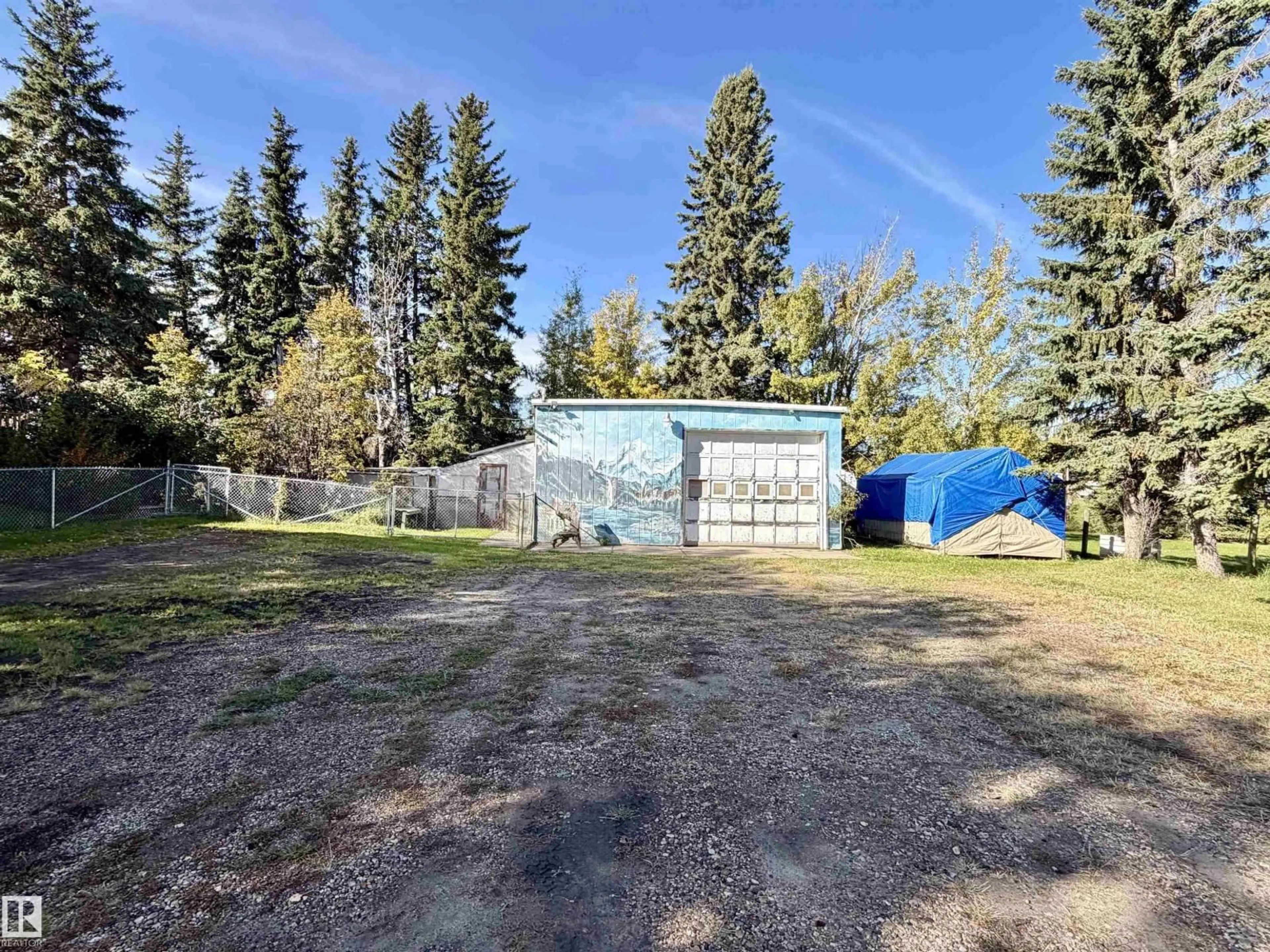 Shed for 5304 50 ST, Tomahawk Alberta T0E2H0