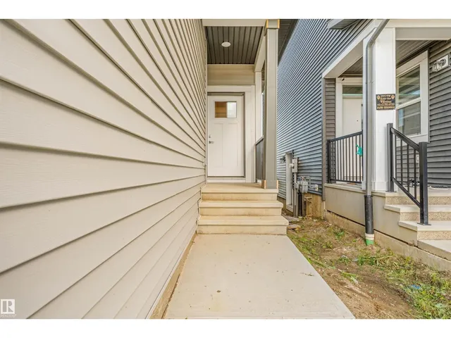 7122 52 AVE, Beaumont 4